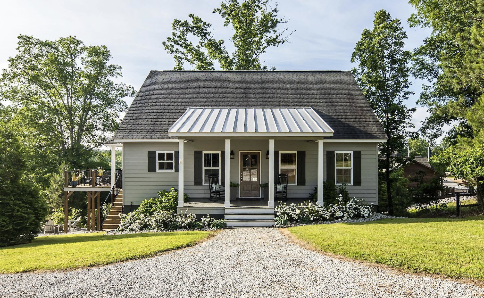 8 SHADY OAK CV