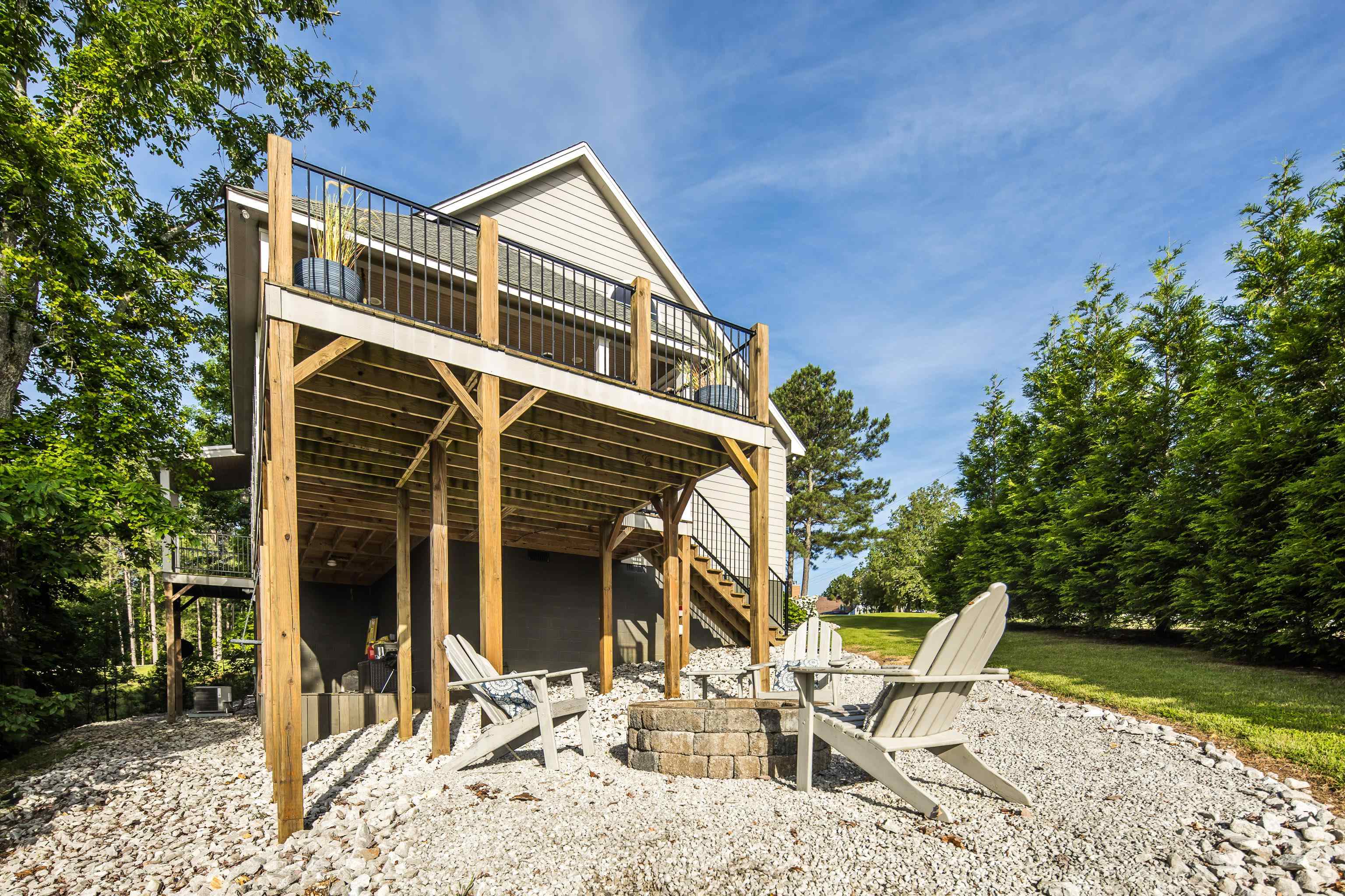 8 SHADY OAK CV