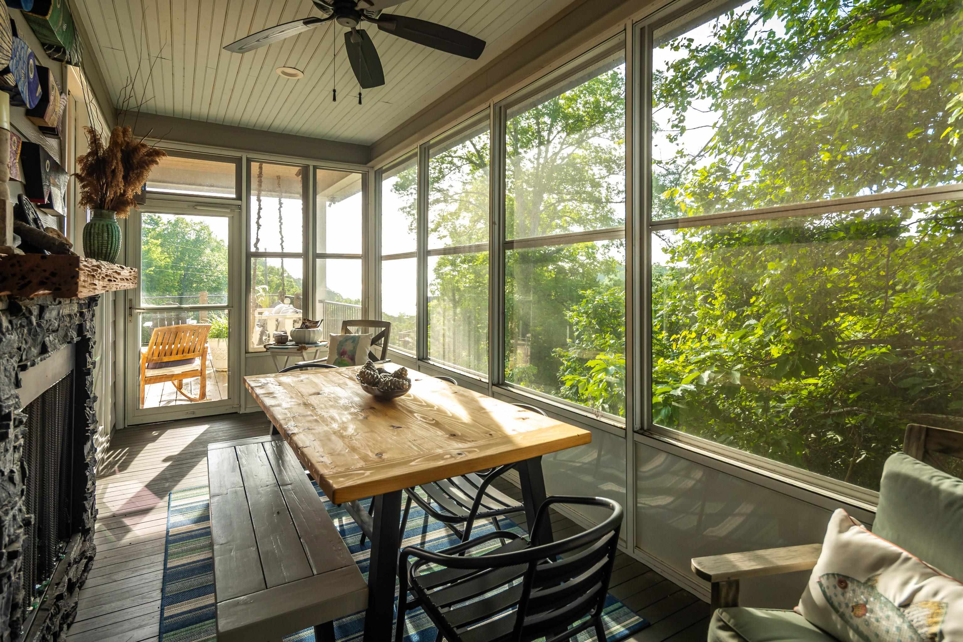8 SHADY OAK CV