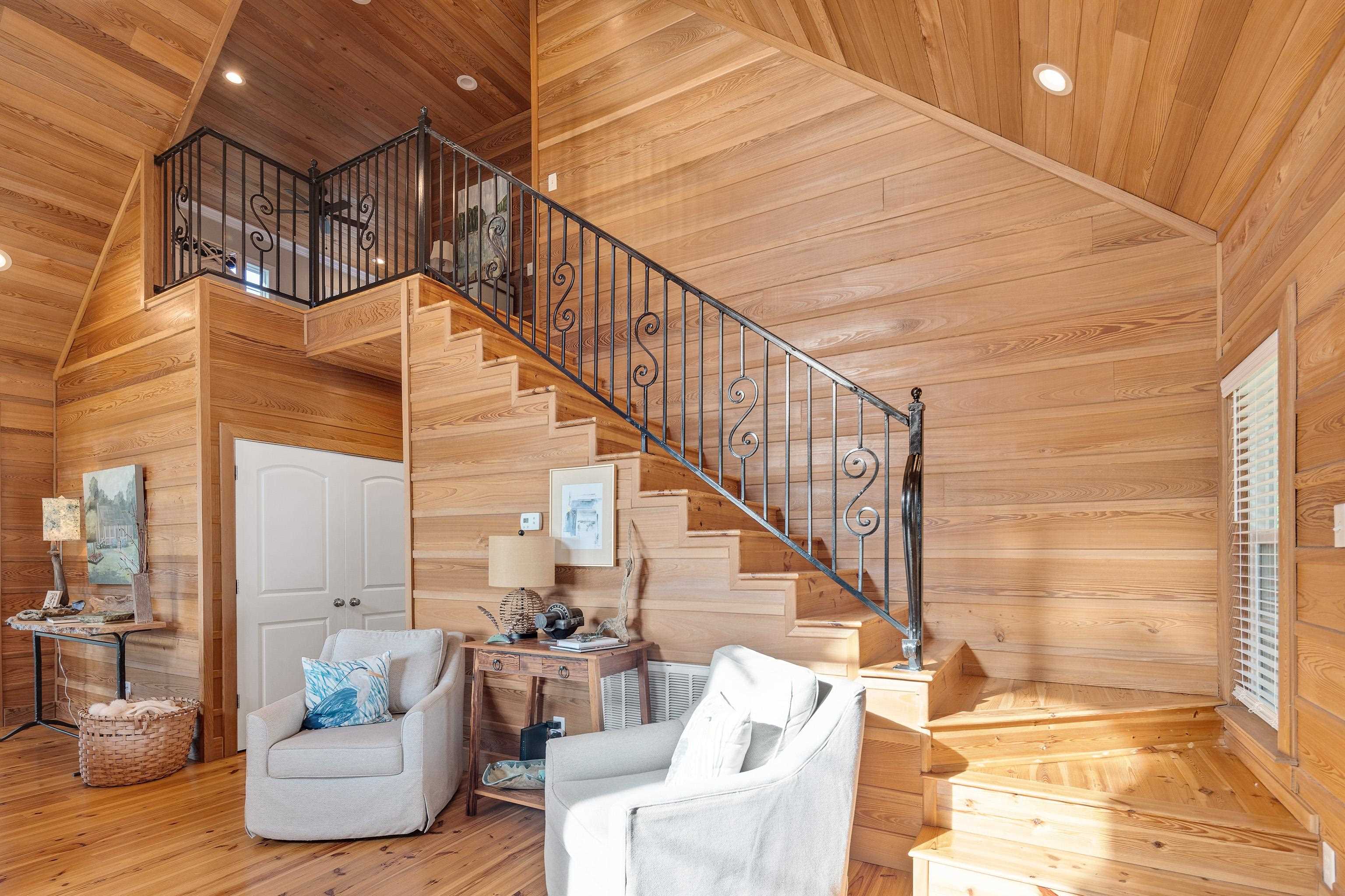 8 SHADY OAK CV