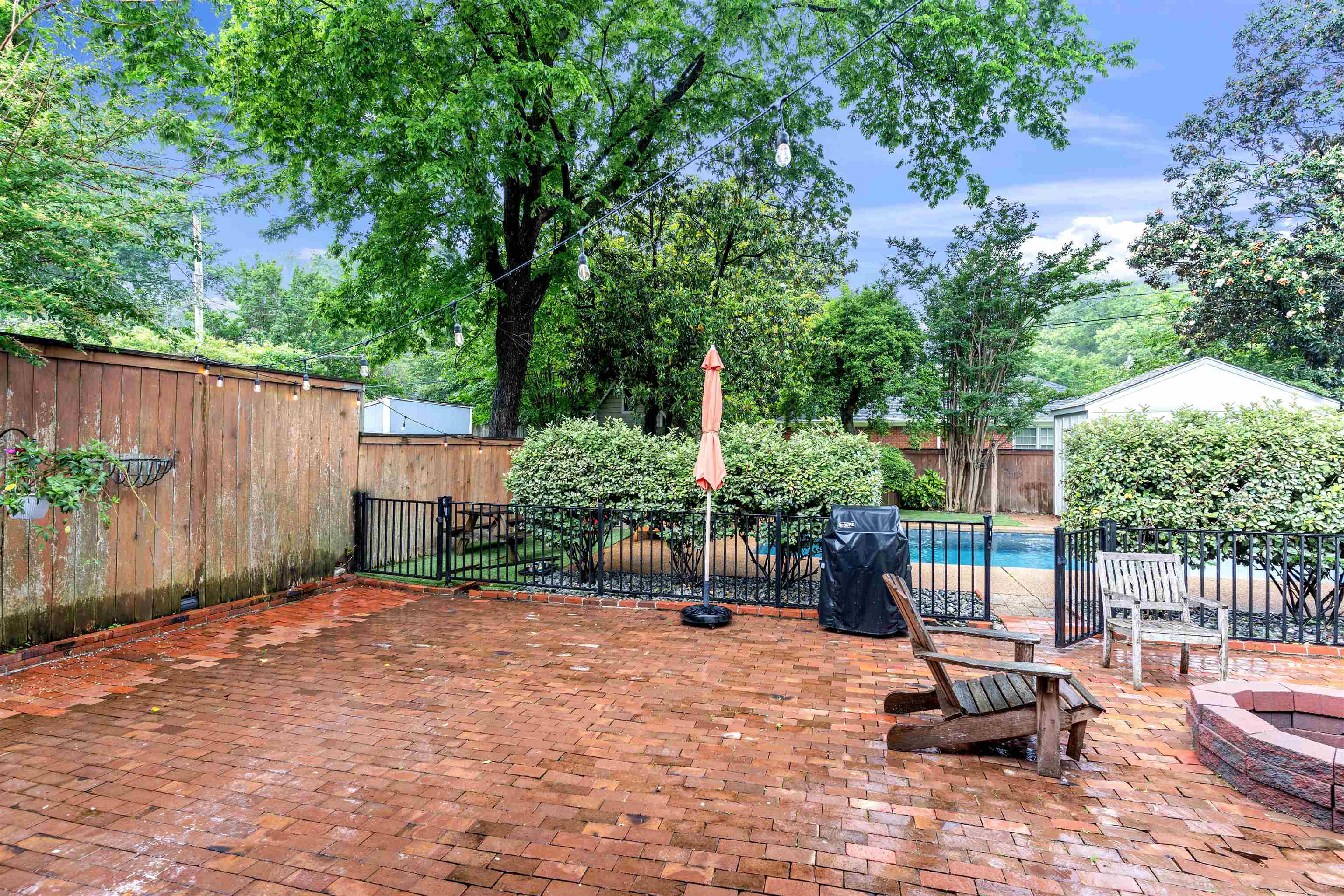 185 ALEXANDER ST