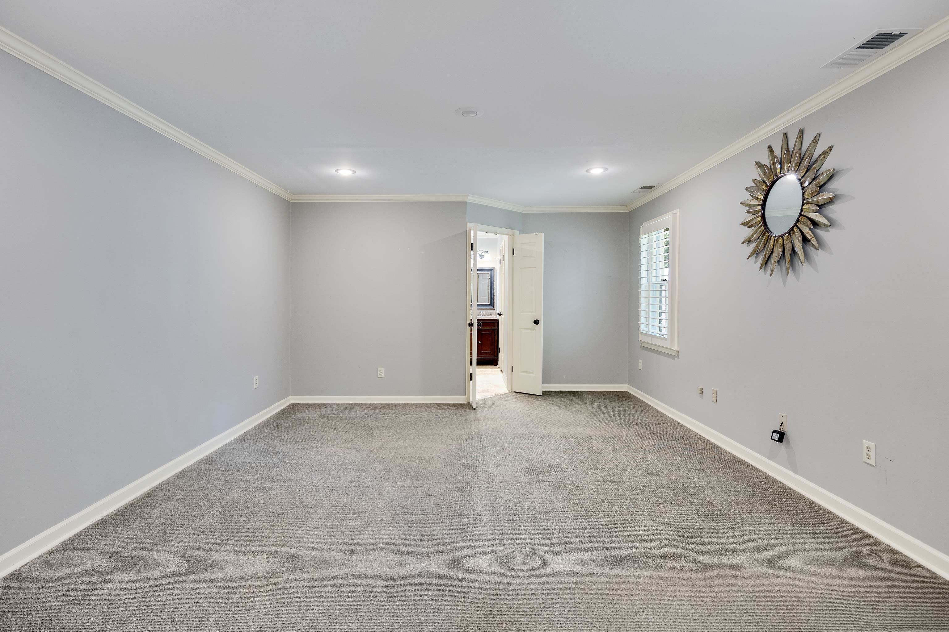 2545 REGENTS WALK