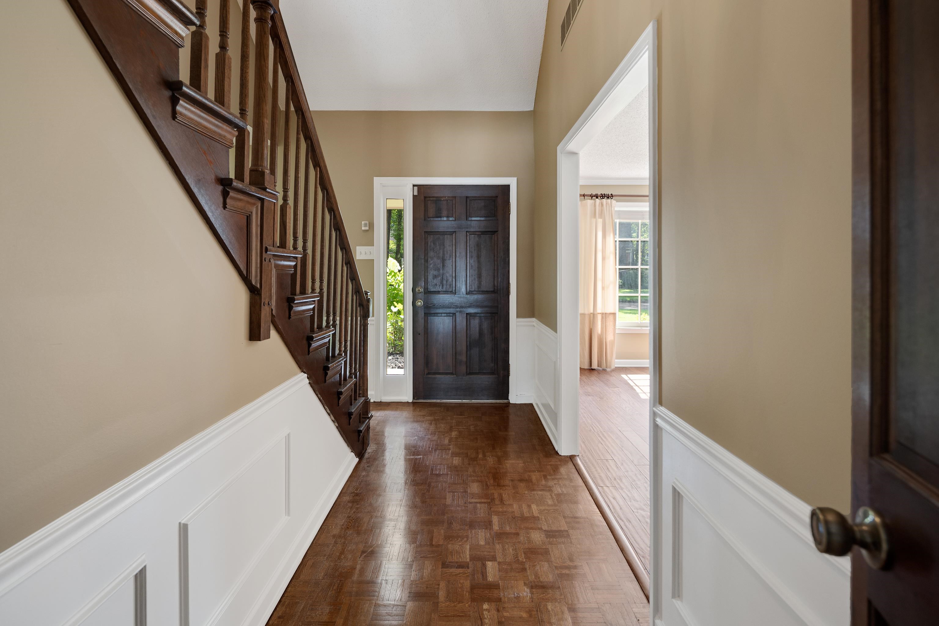 2545 REGENTS WALK