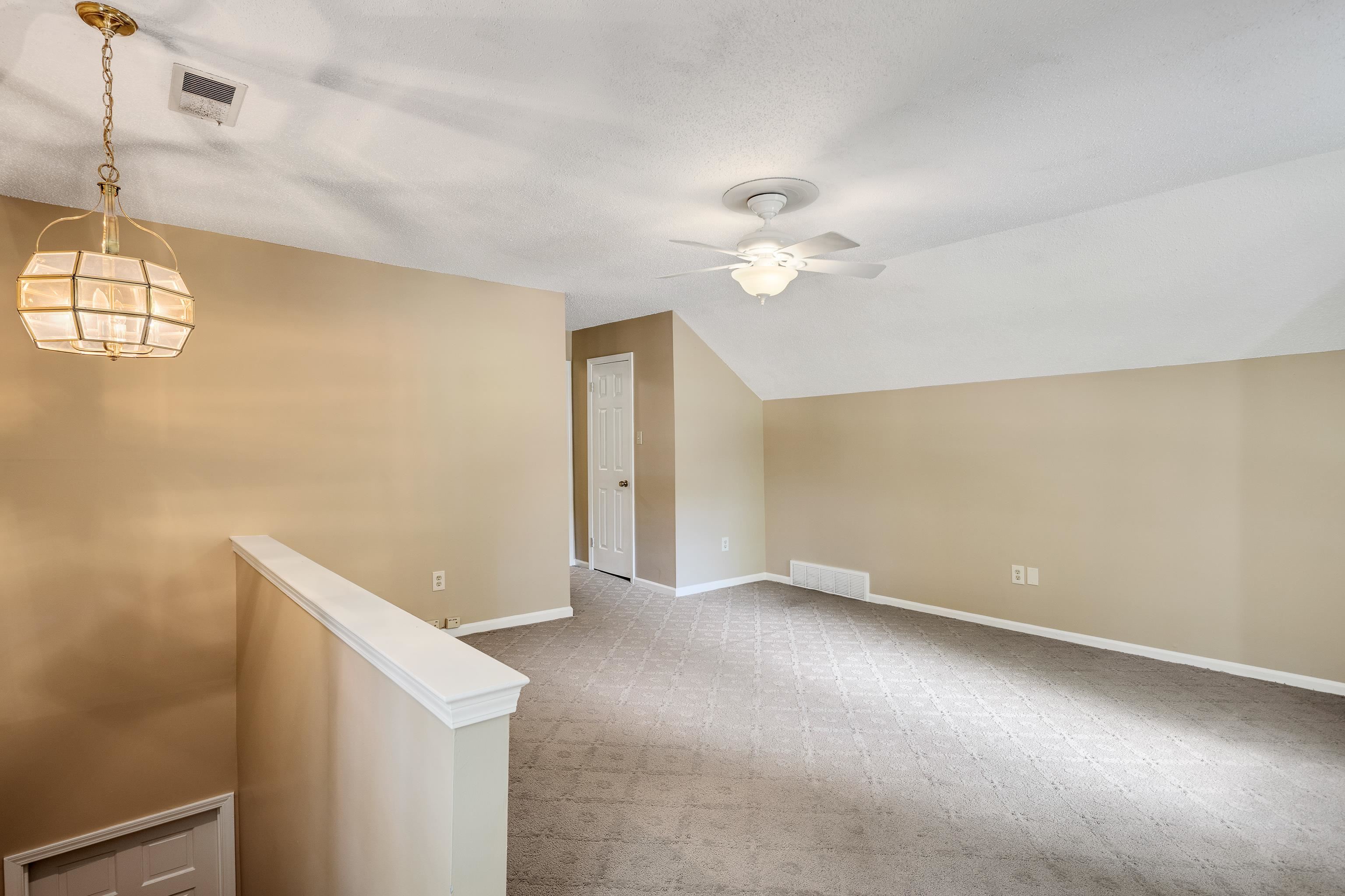 2545 REGENTS WALK