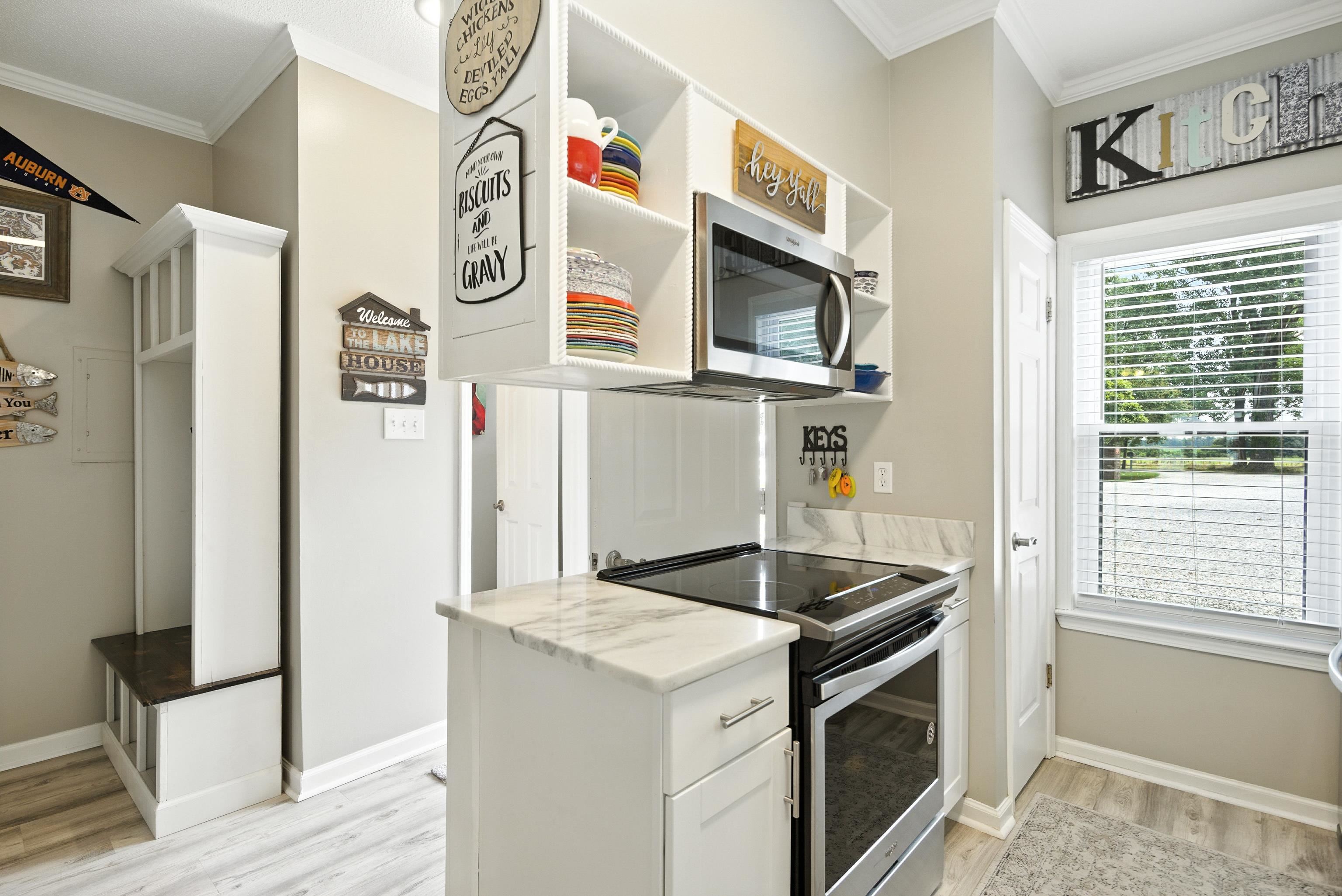 1295 HORSESHOE #301 CIR