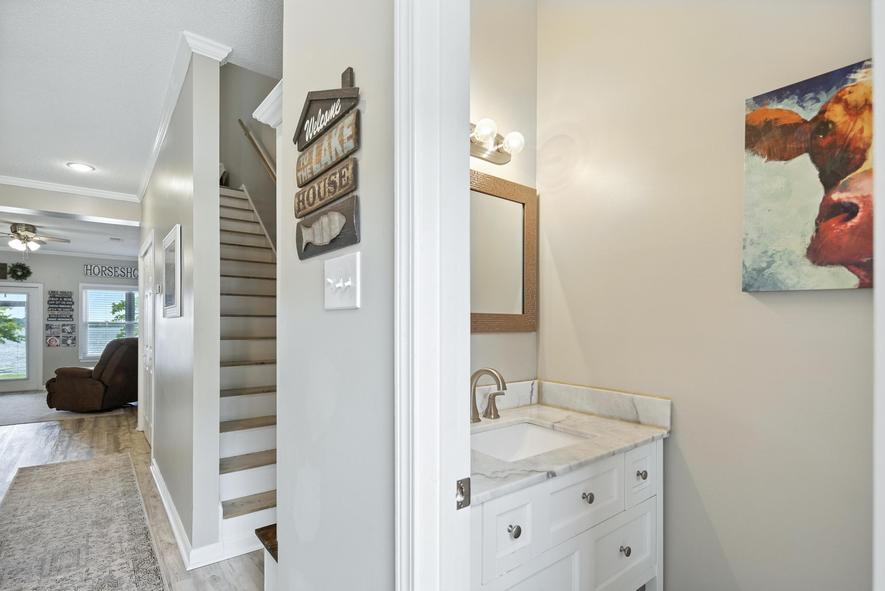 1295 HORSESHOE #301 CIR
