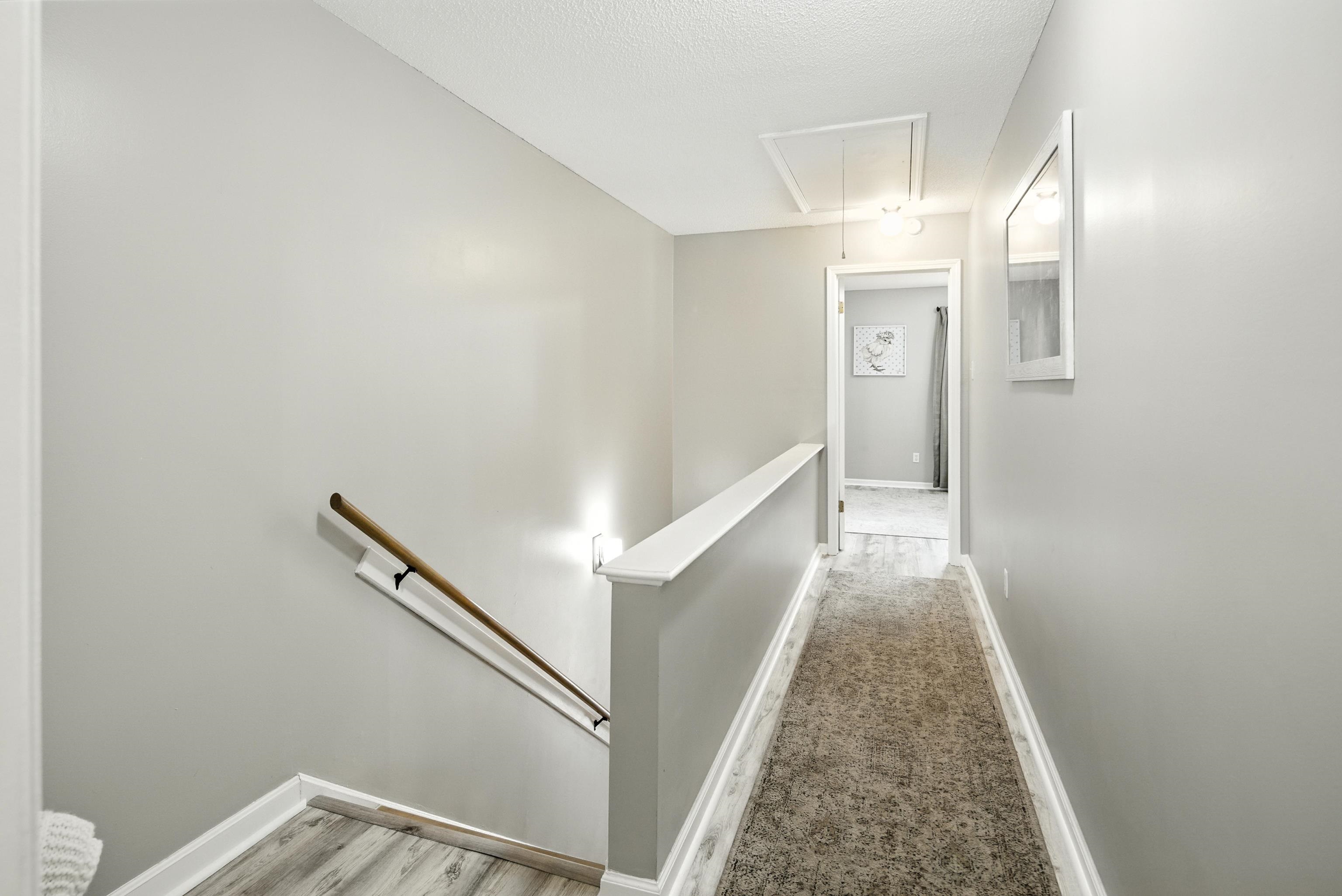 1295 HORSESHOE #301 CIR