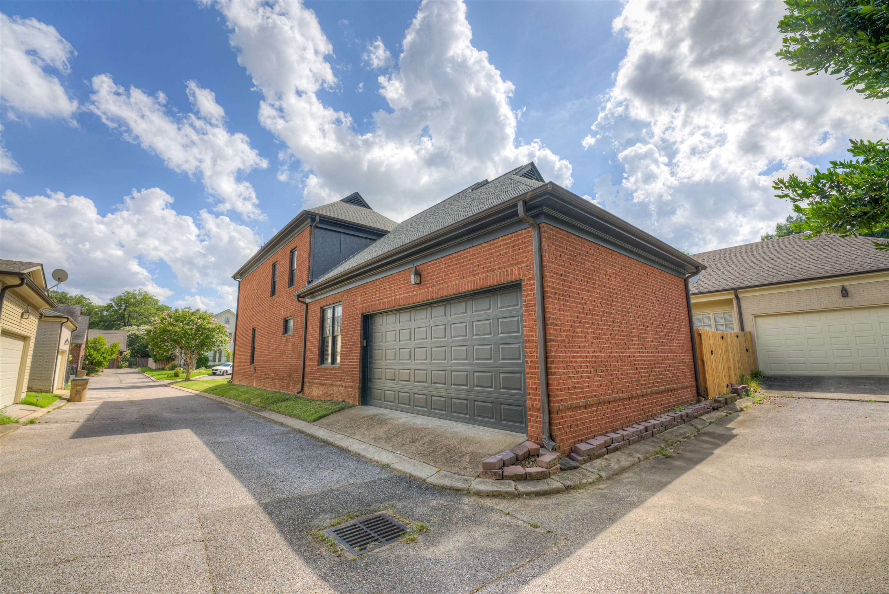 1870 PEABODY GREEN DR