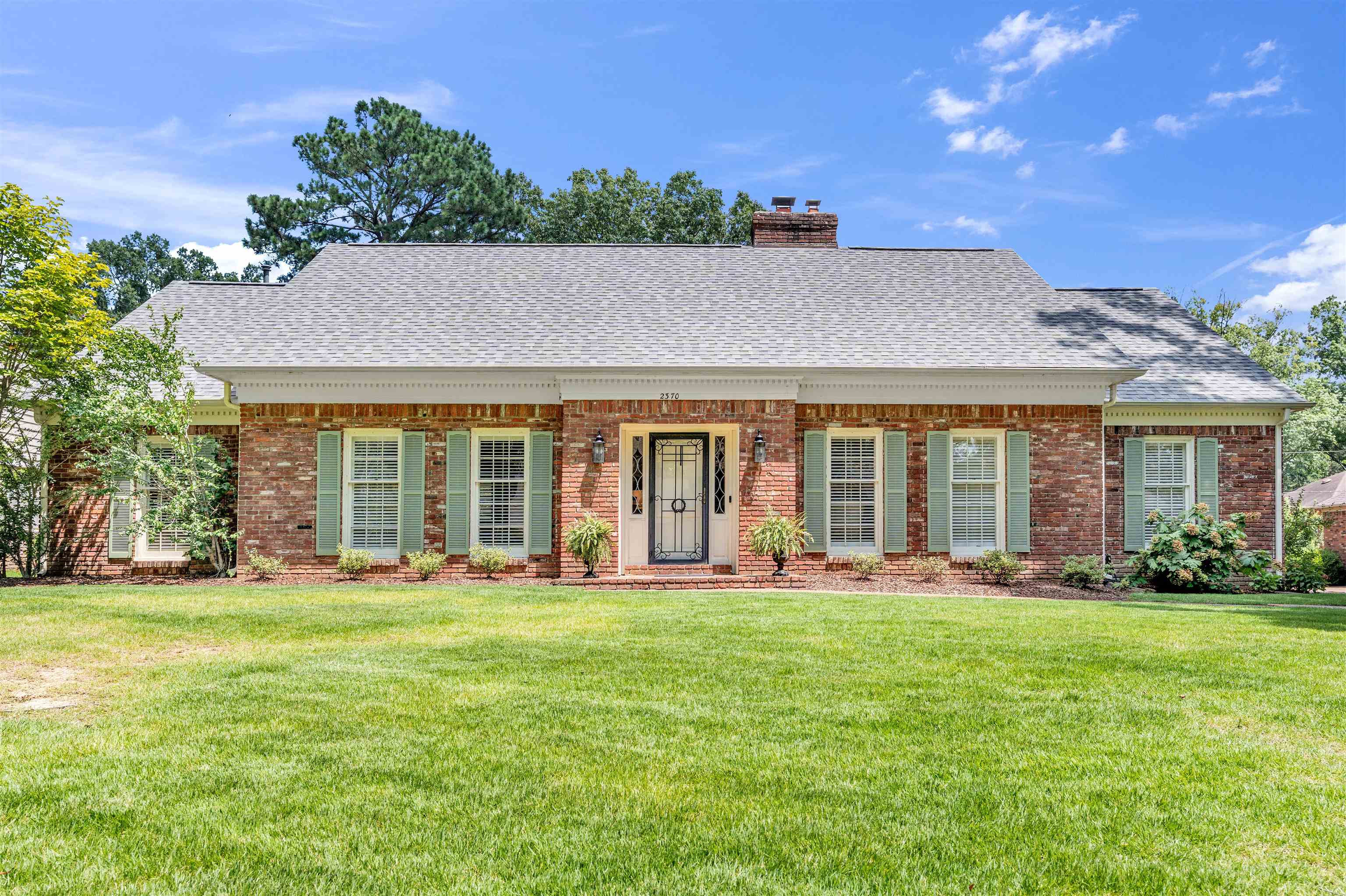 2370 WOOD BRIDGE CV