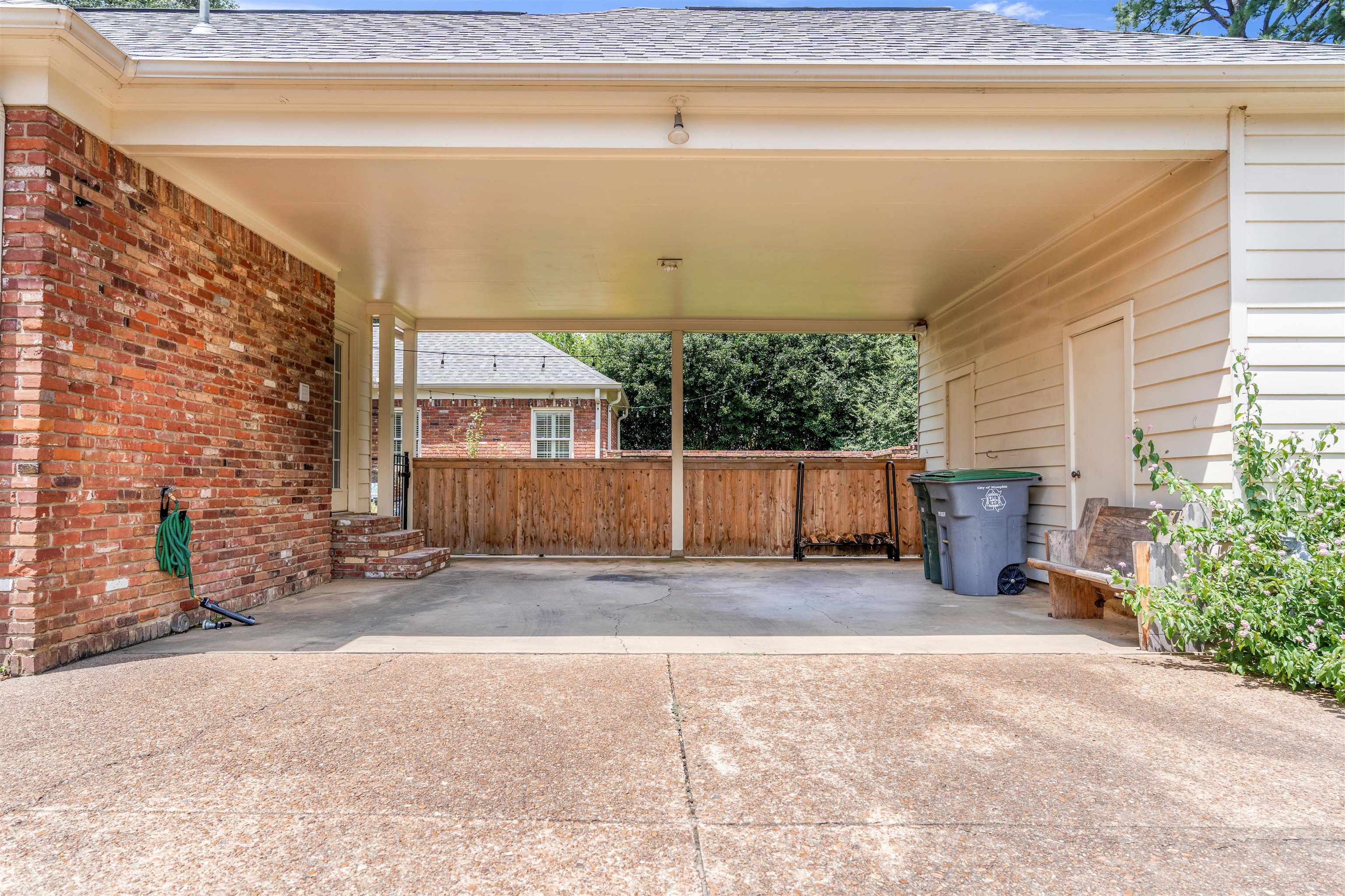2370 WOOD BRIDGE CV