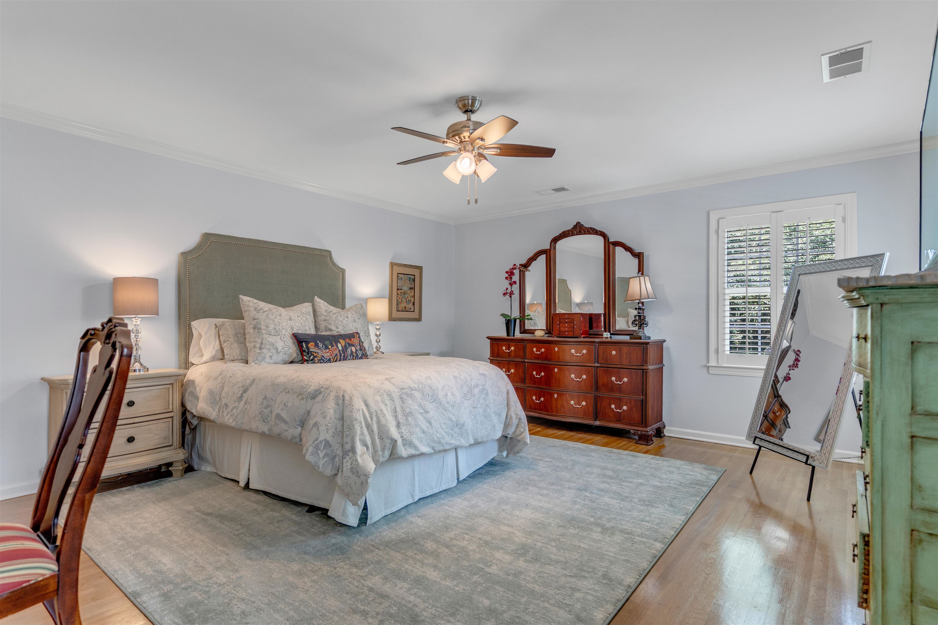2370 WOOD BRIDGE CV