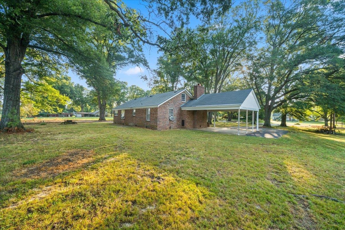 8389 BRUNSWICK RD