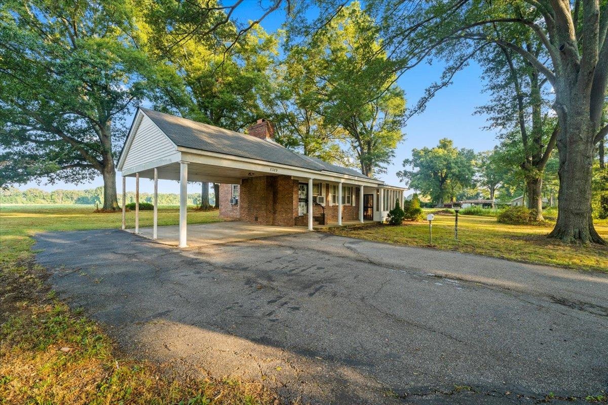 8389 BRUNSWICK RD