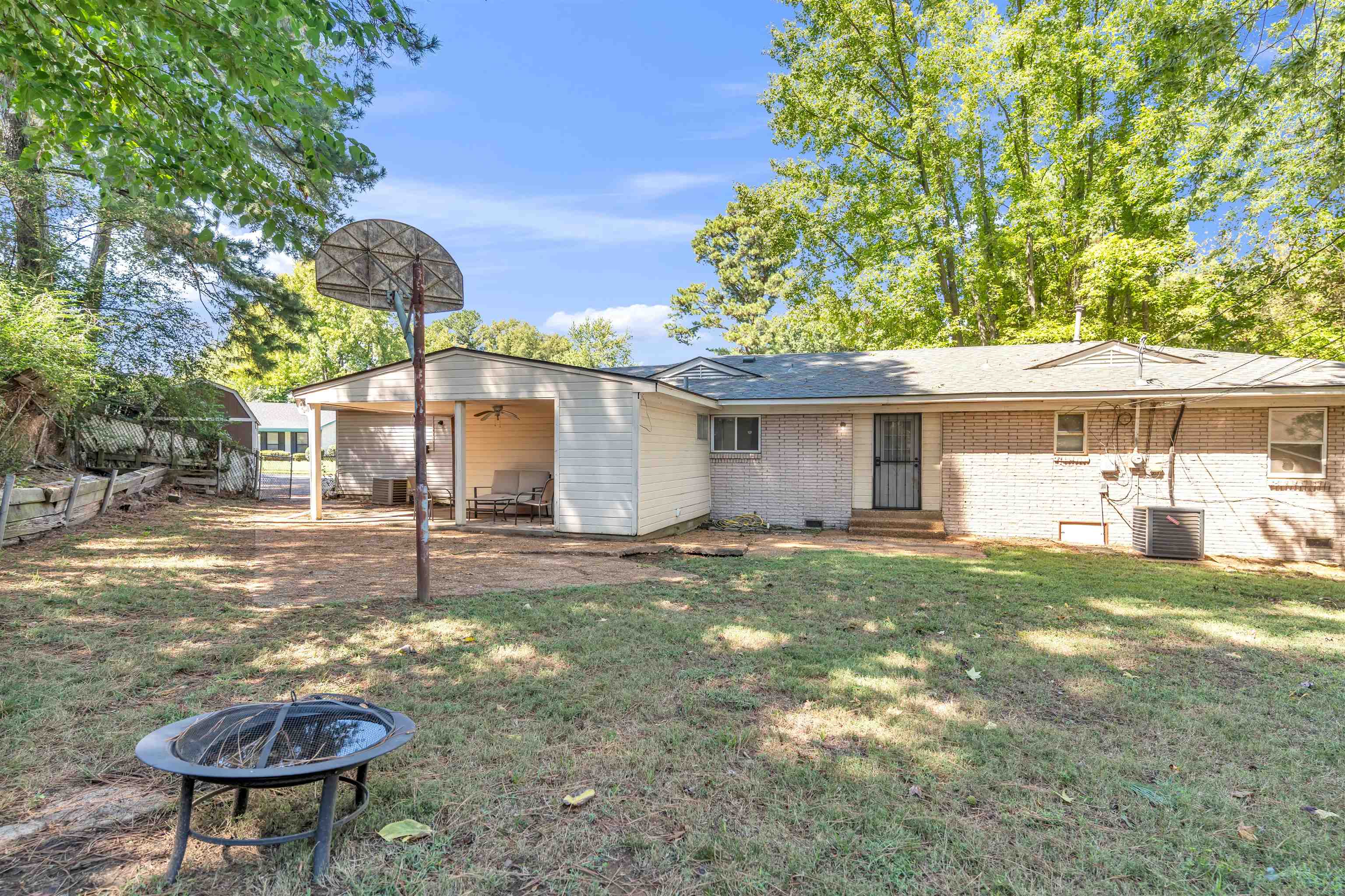 4140 SLUMBER LN