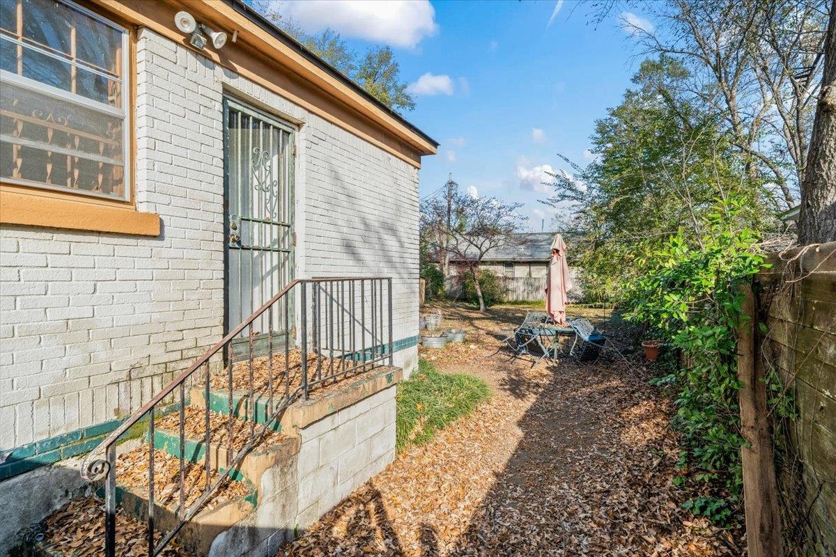 1576 TUTWILER AVE