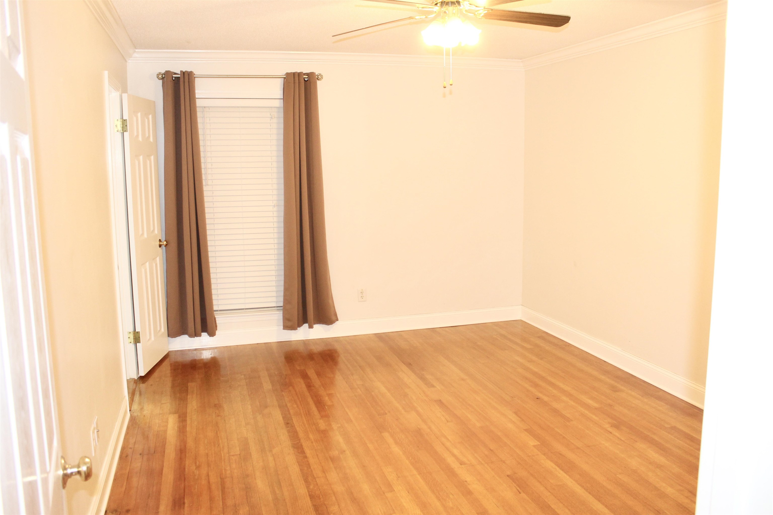 3505 LEHI DR