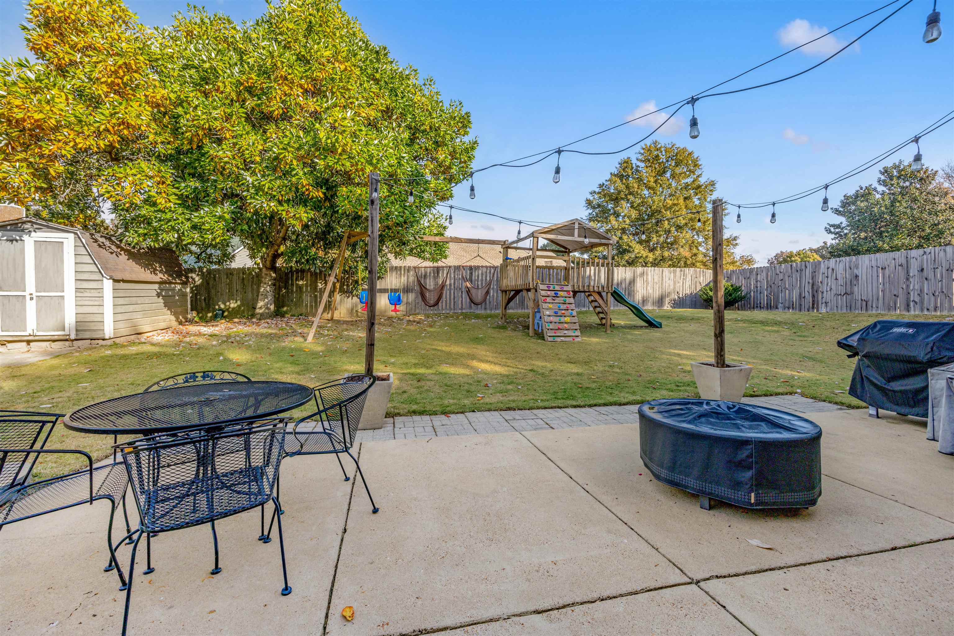 6356 EASTBRIER DR