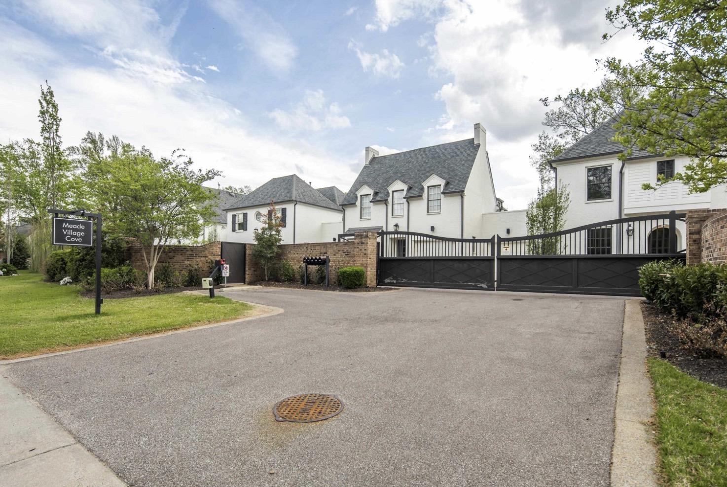 4167 W MEADE VILLAGE DR