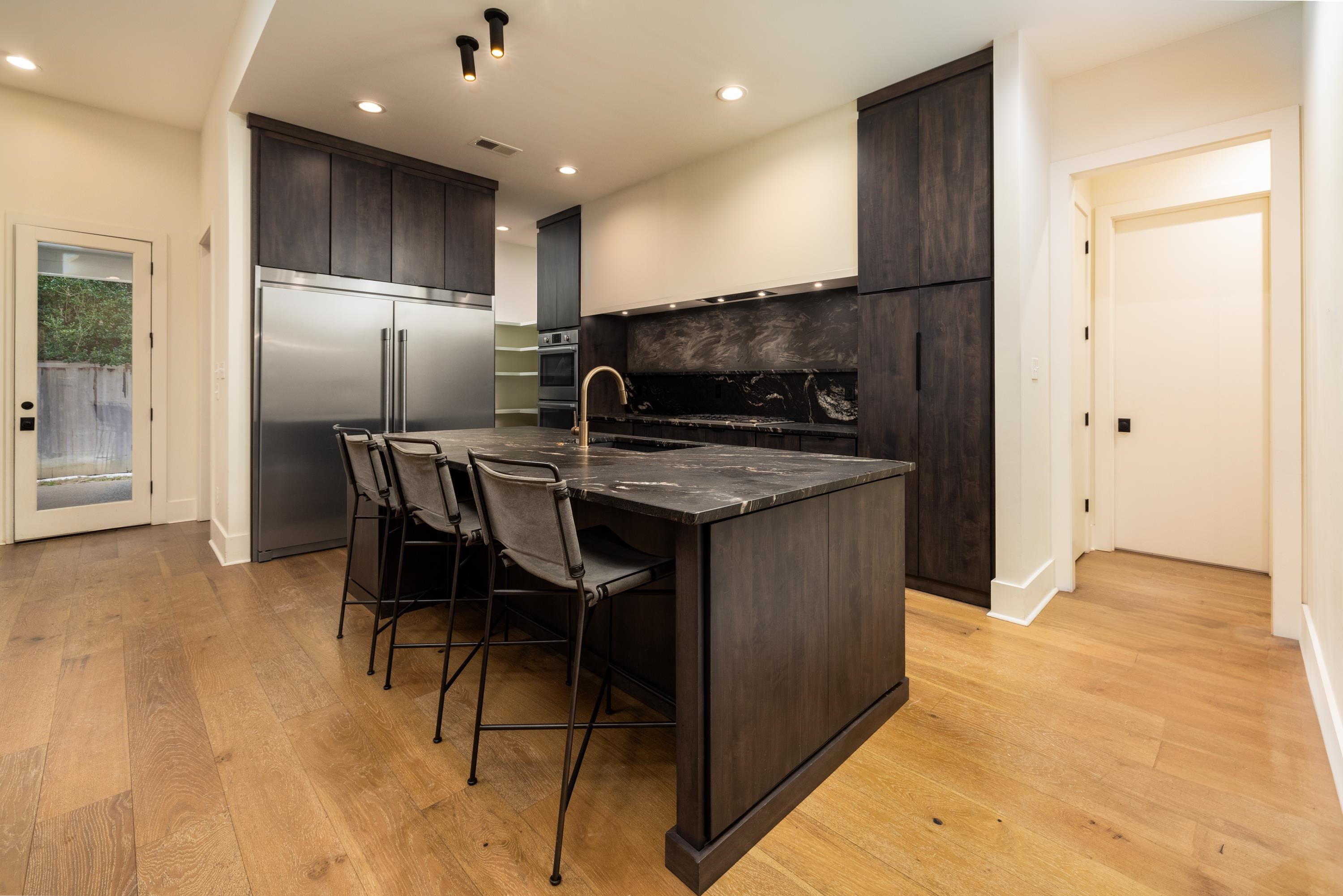 4167 W MEADE VILLAGE DR