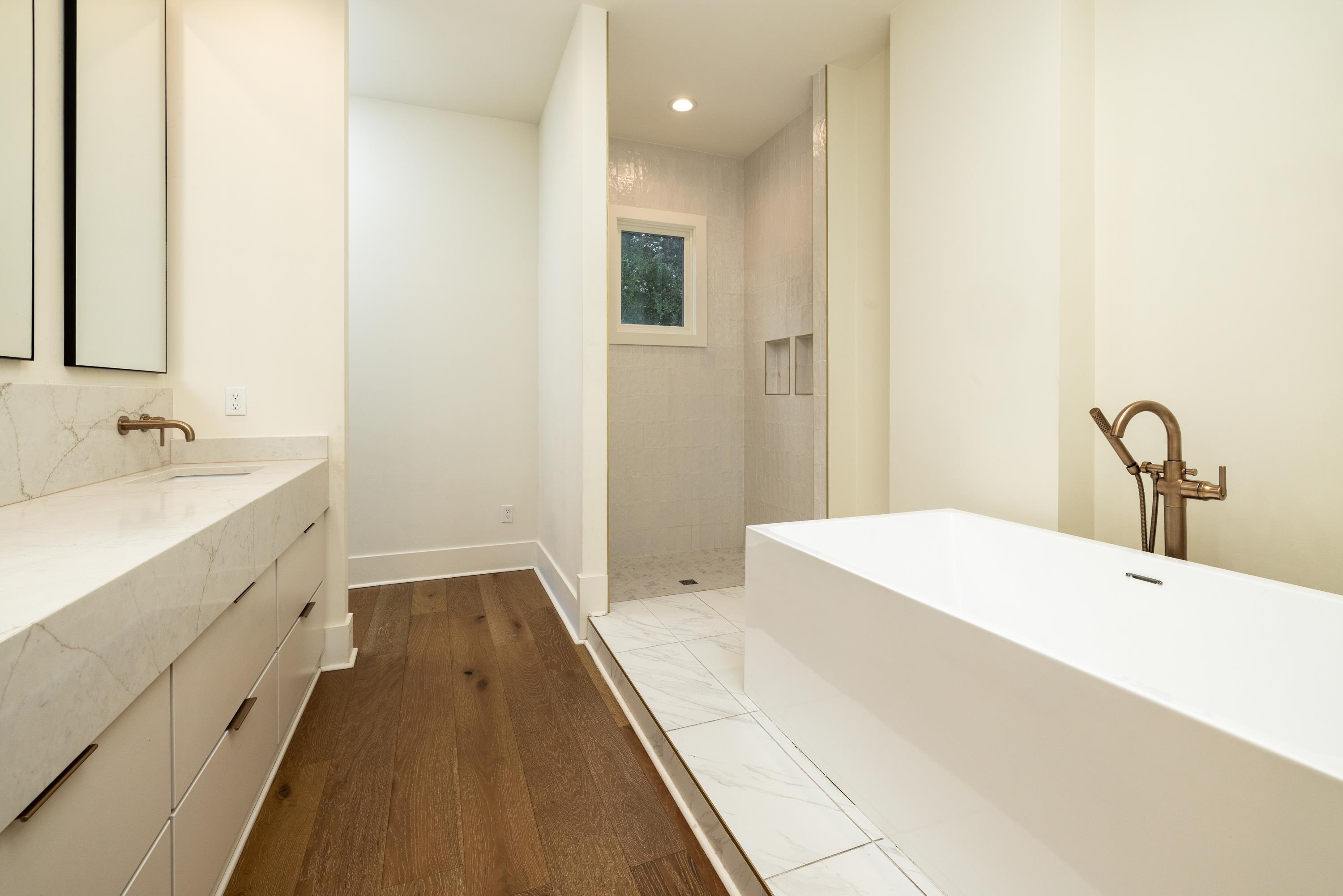 4167 MEADE VILLAGE DR