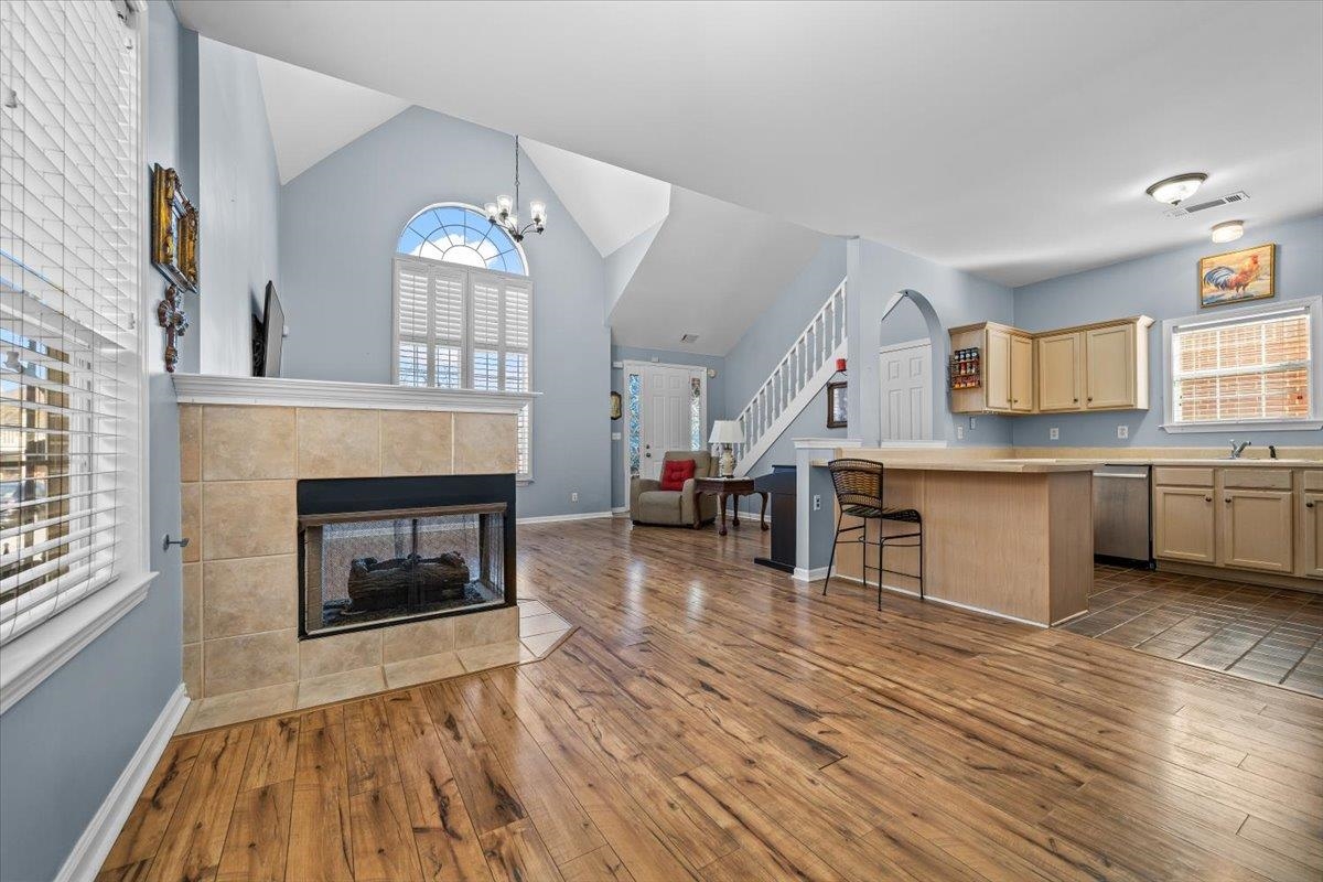 10443 KENSINGTON CIR