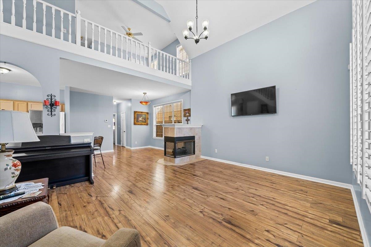 10443 KENSINGTON CIR