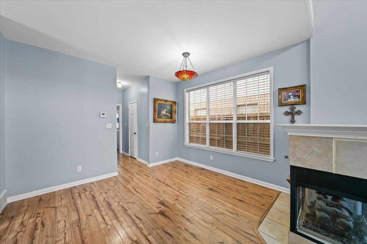 10443 KENSINGTON CIR