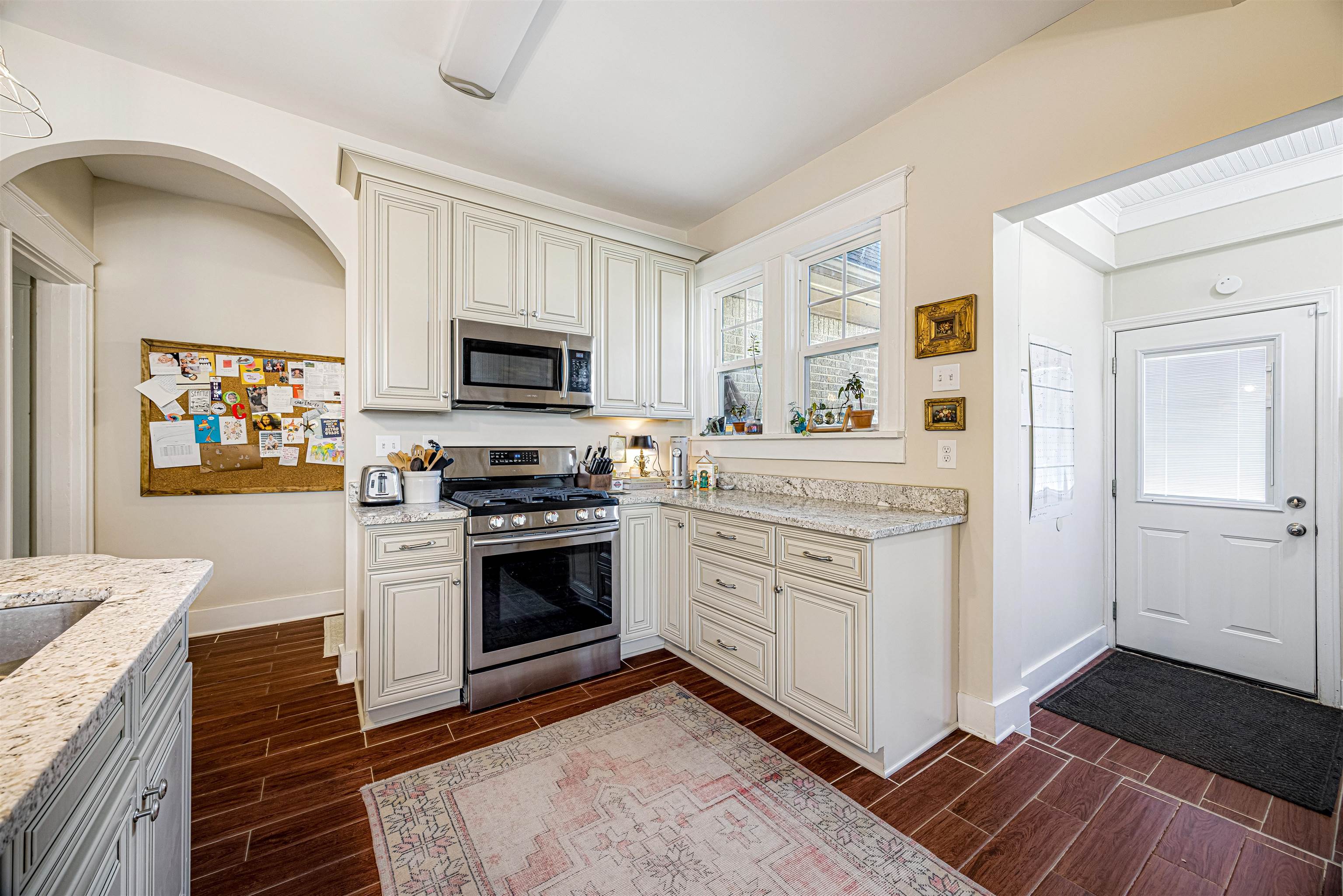 755 N BELVEDERE BLVD