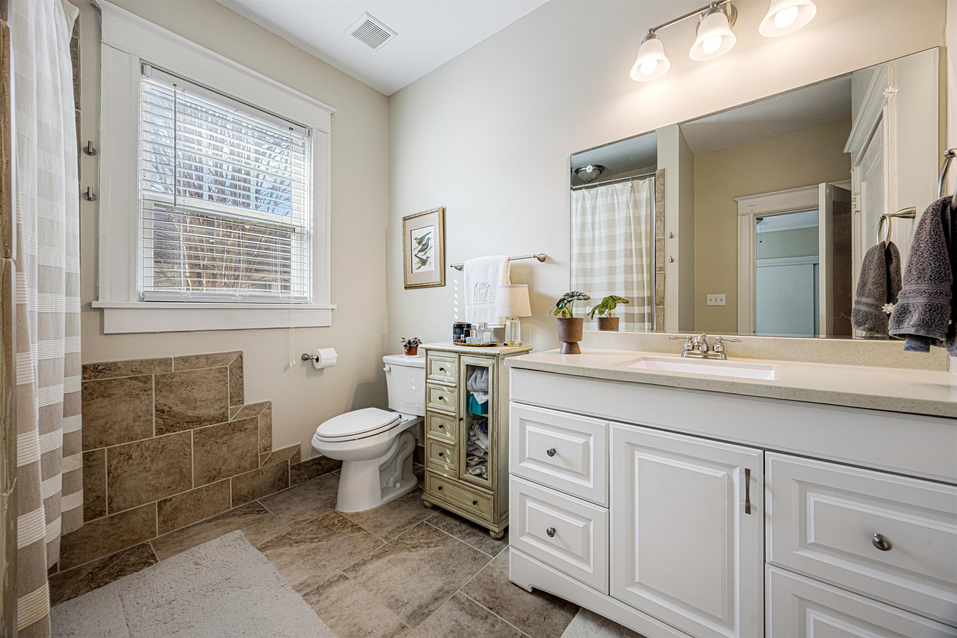 755 N BELVEDERE BLVD