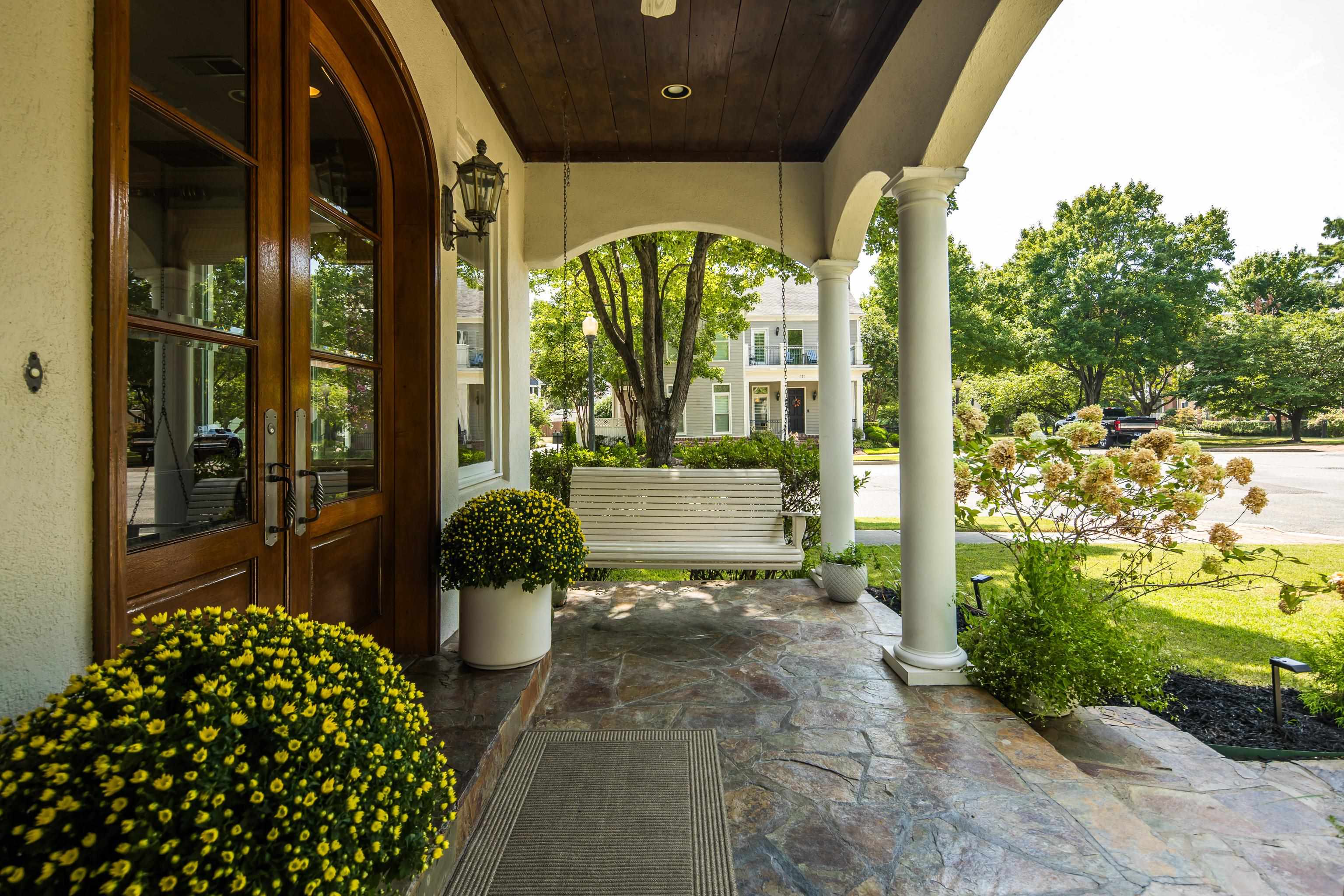 786 HARBOR ISLE CIR W