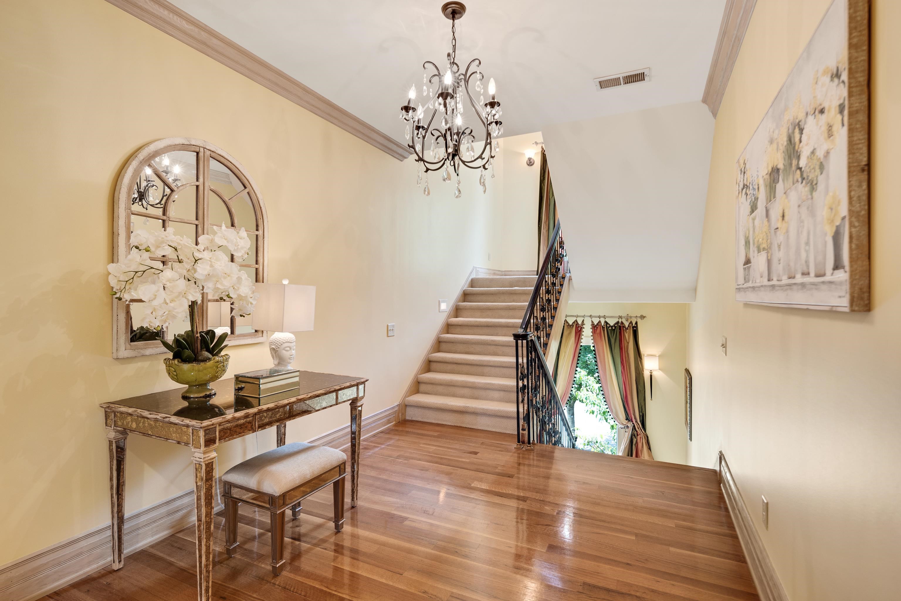 786 HARBOR ISLE CIR W