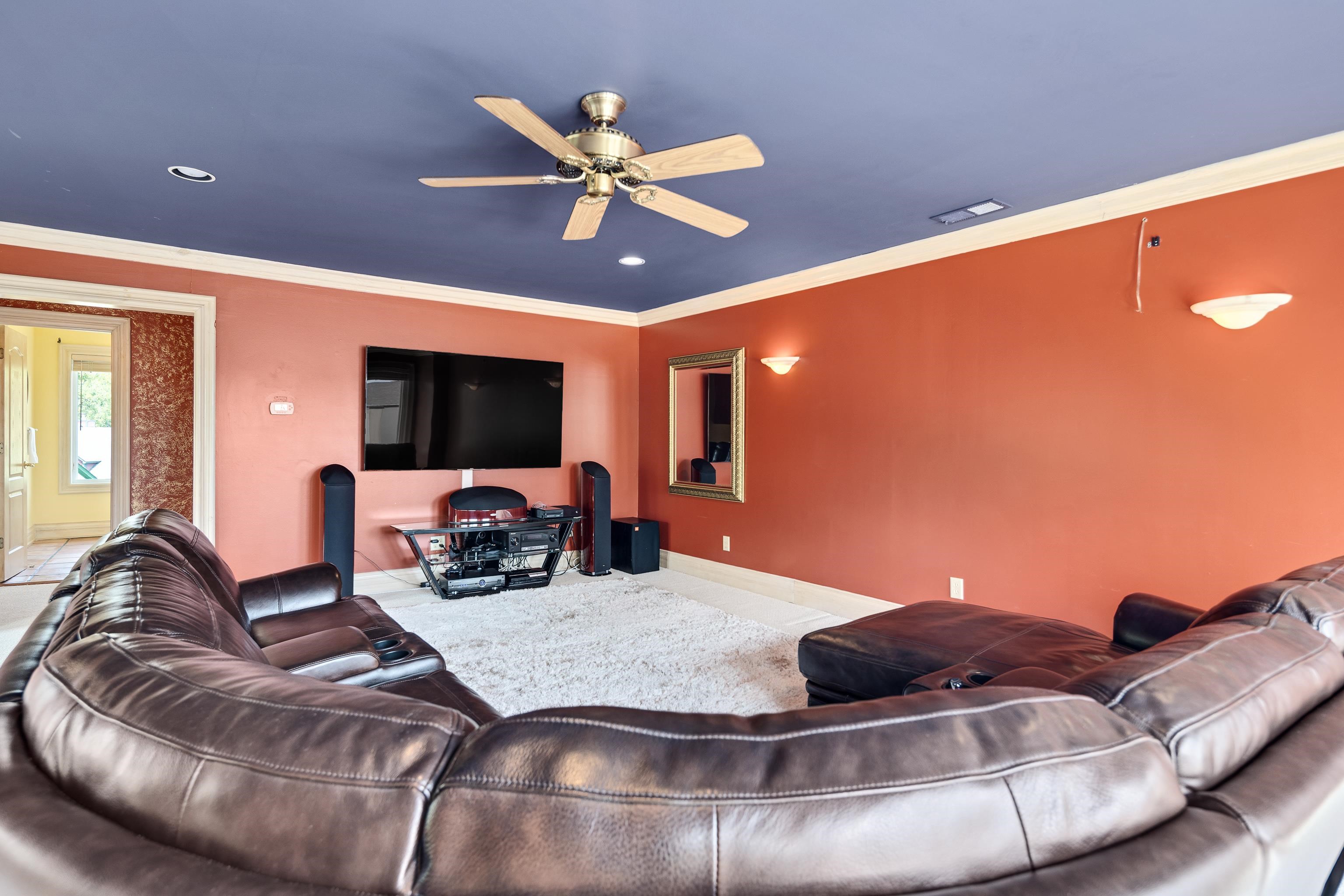 786 HARBOR ISLE CIR W