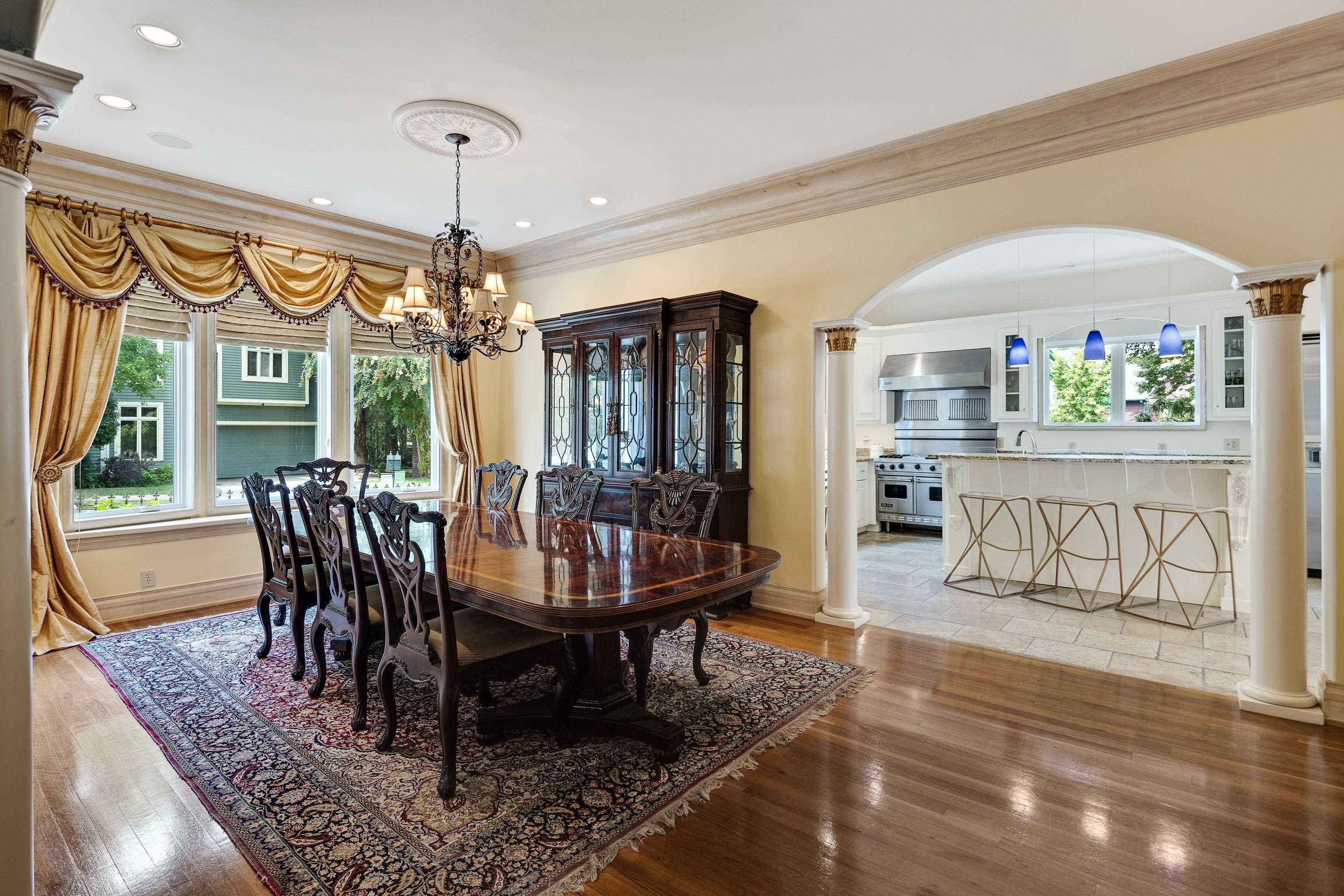 786 HARBOR ISLE CIR W