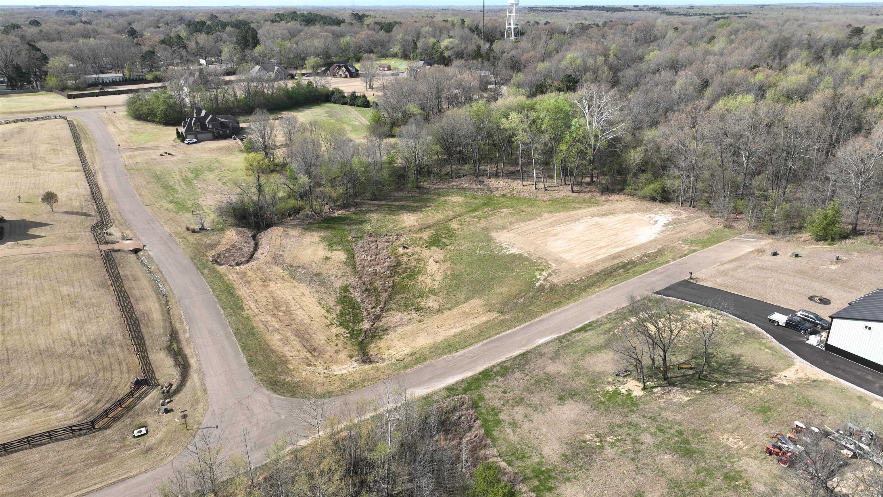 135 THISTLE DR