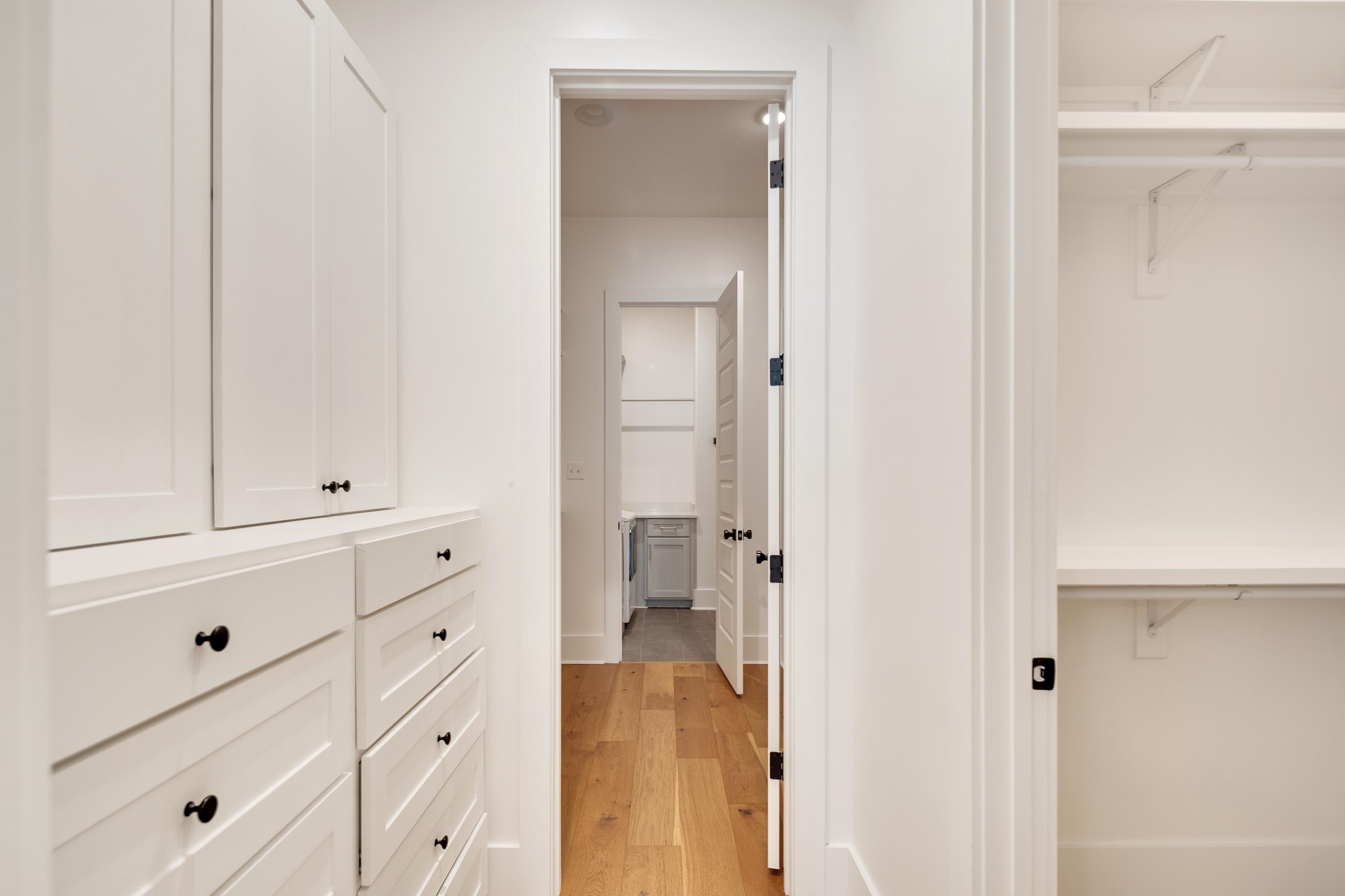 4175 MEADE VILLAGE CV W