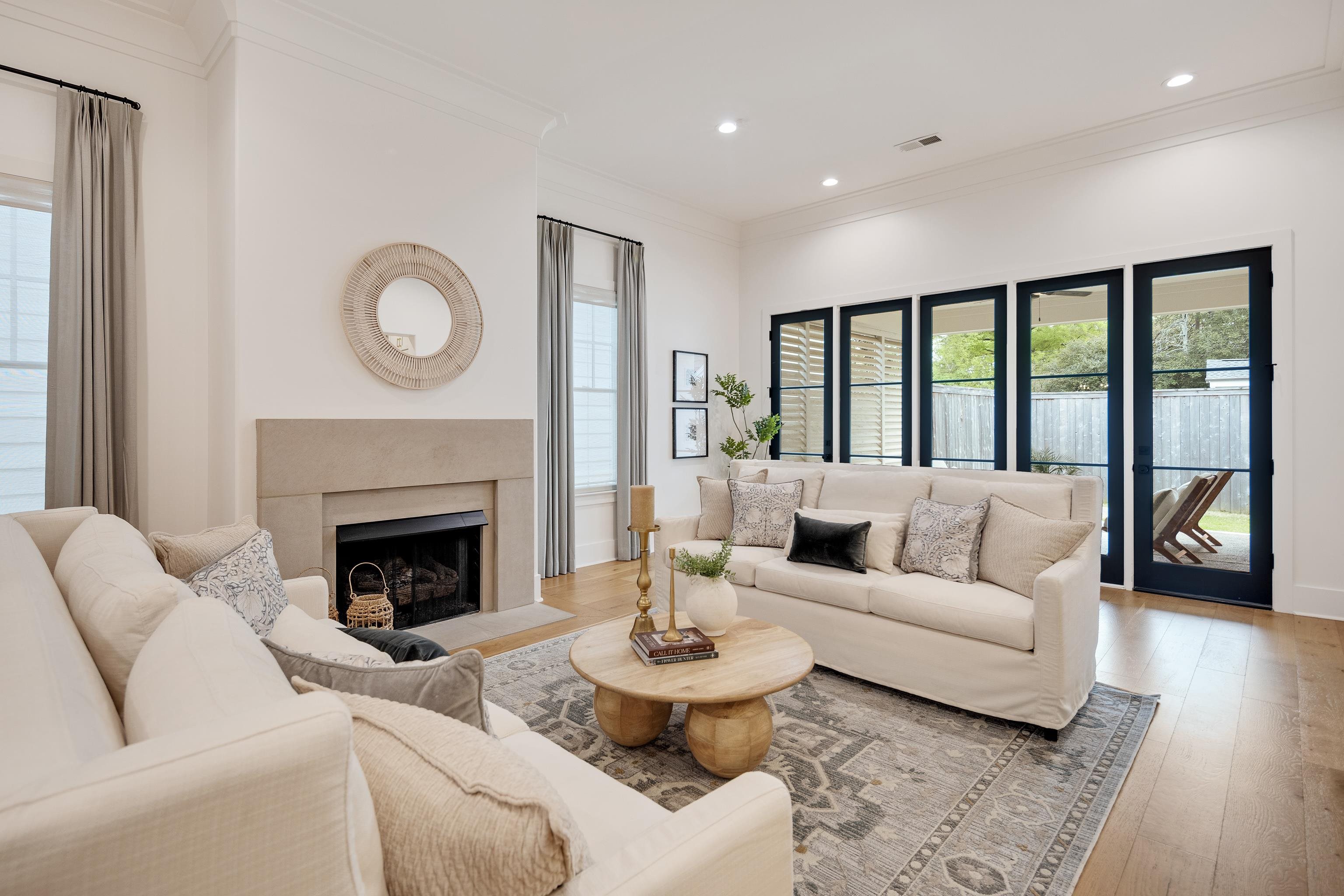 4175 MEADE VILLAGE CV W