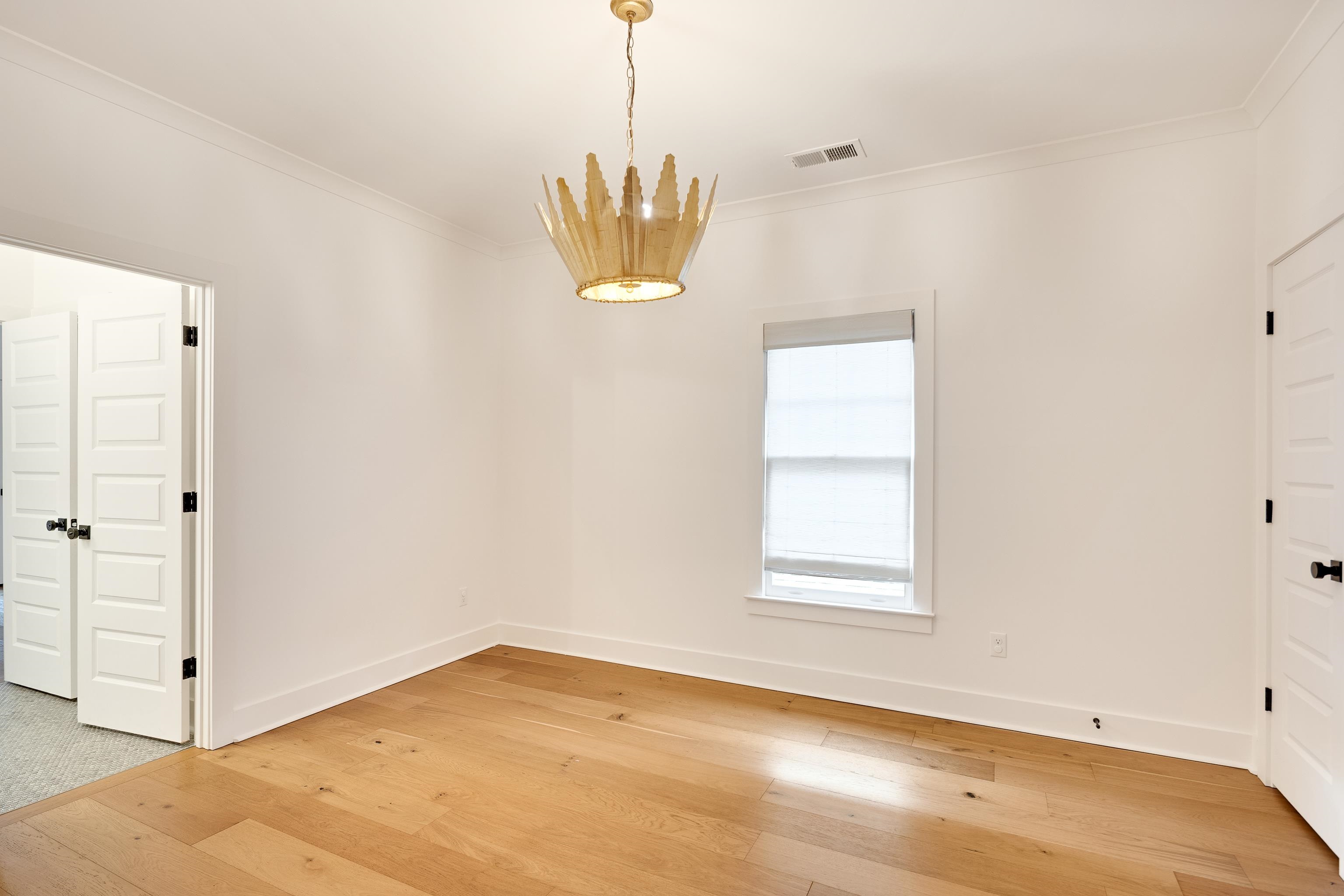 4175 MEADE VILLAGE CV W