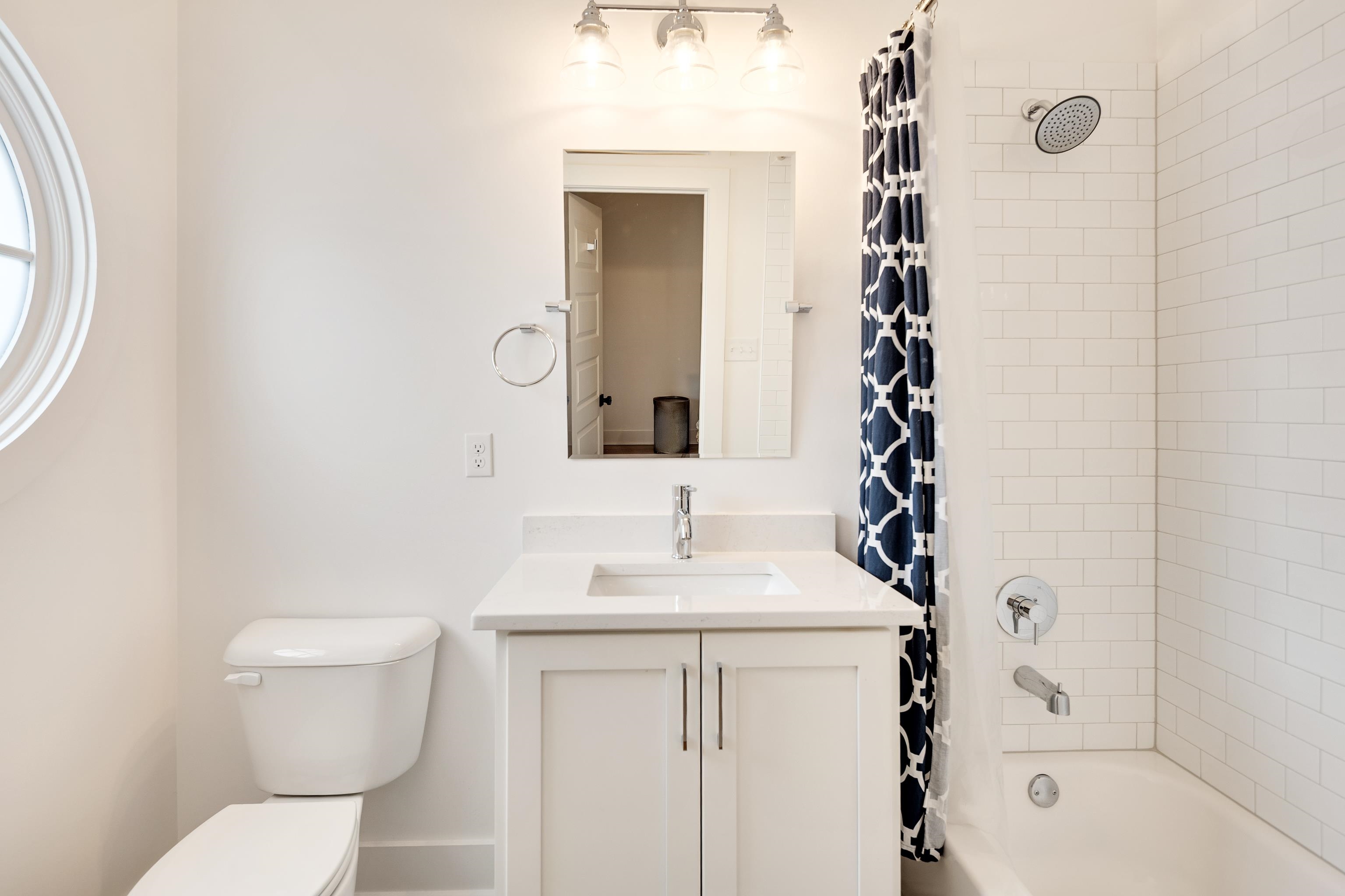 4175 MEADE VILLAGE CV W