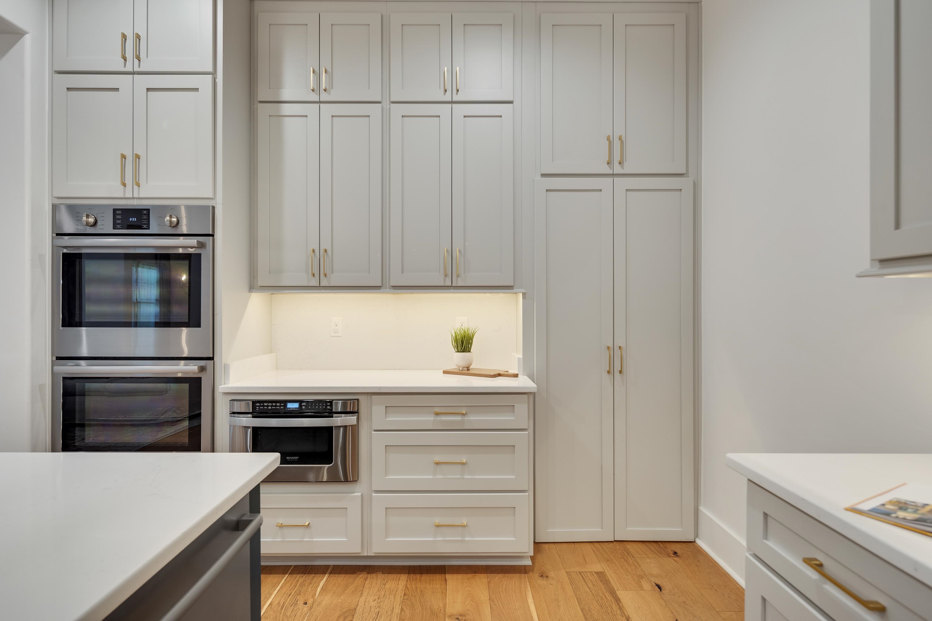 4175 MEADE VILLAGE CV W