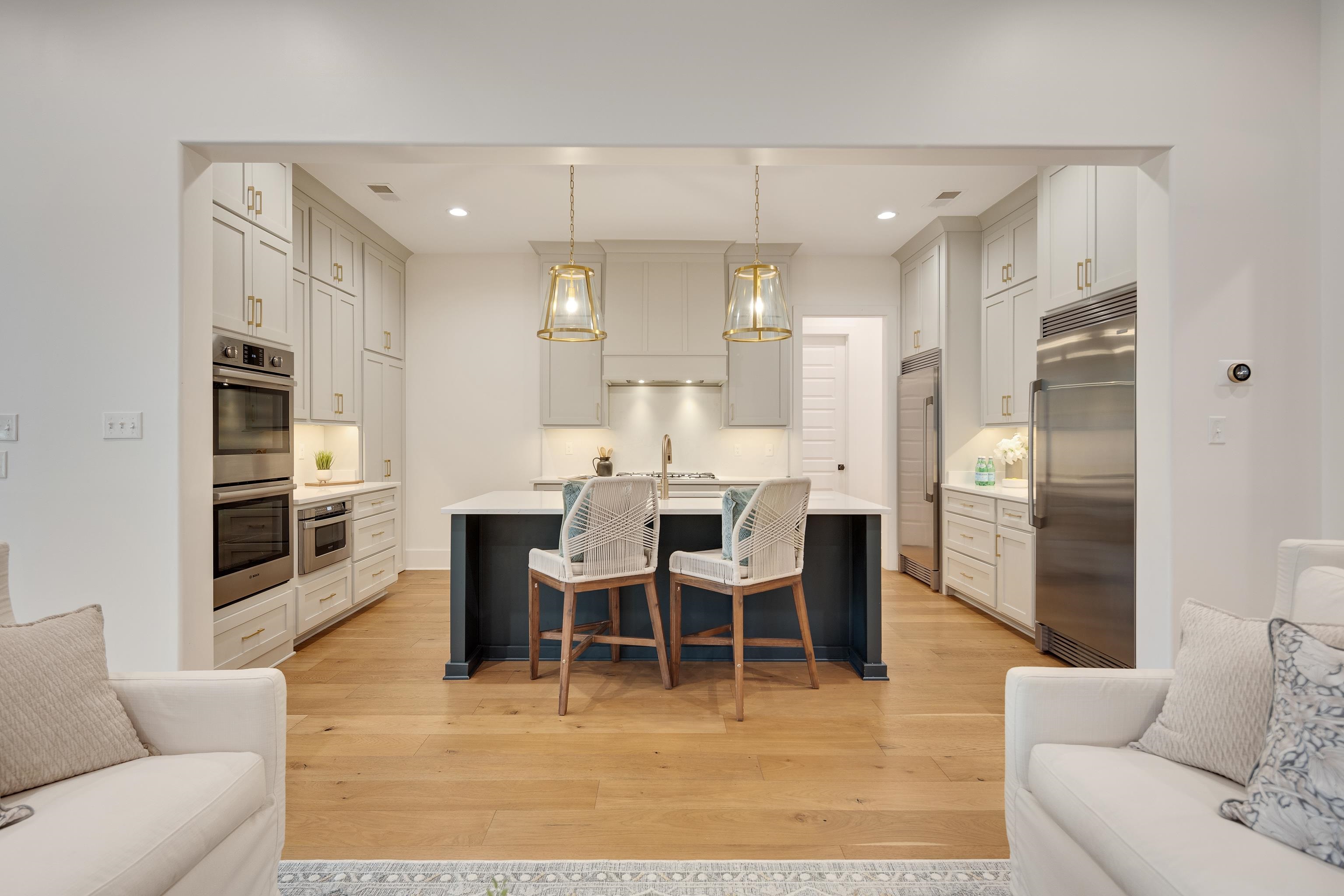 4175 MEADE VILLAGE CV W