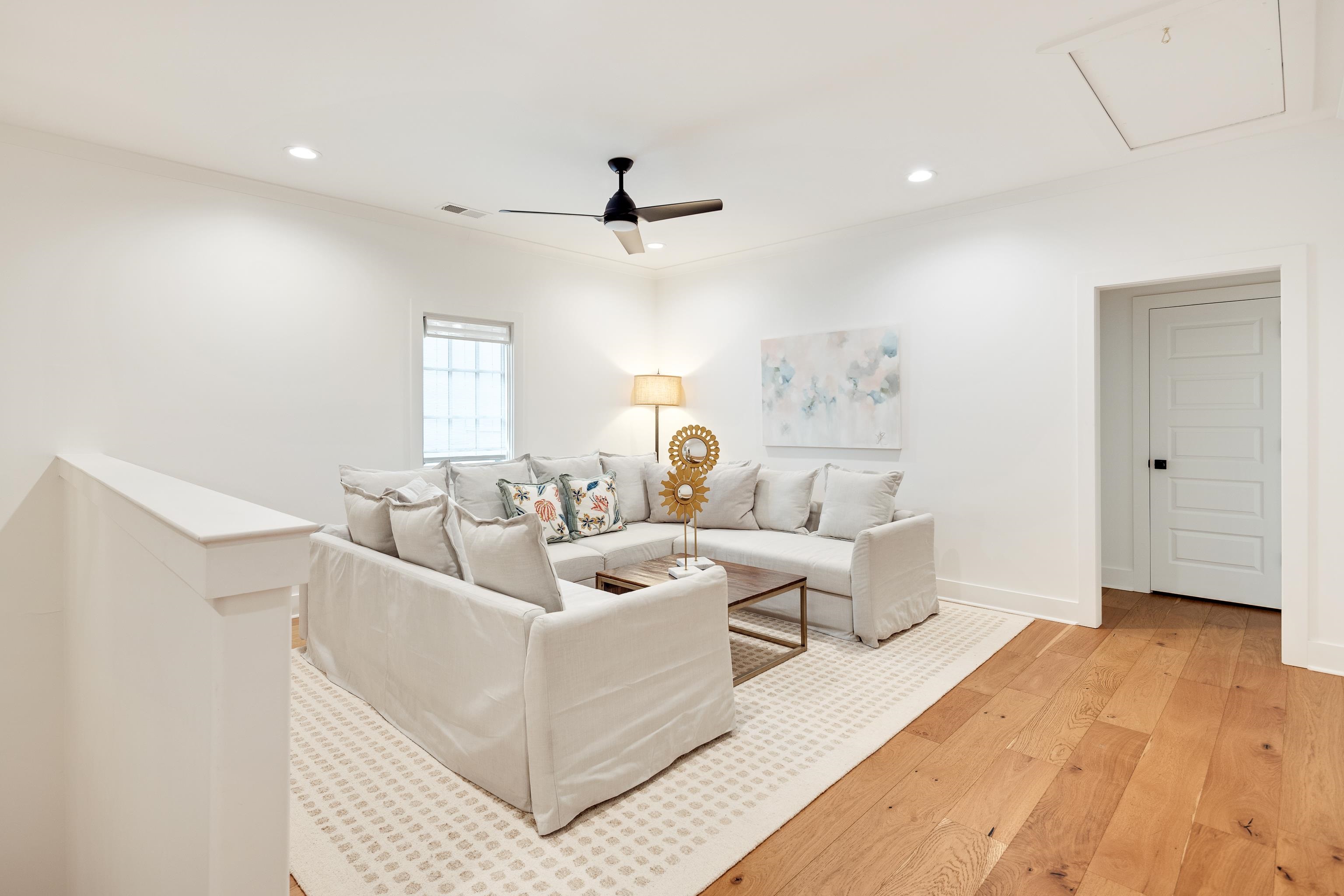 4175 MEADE VILLAGE CV W