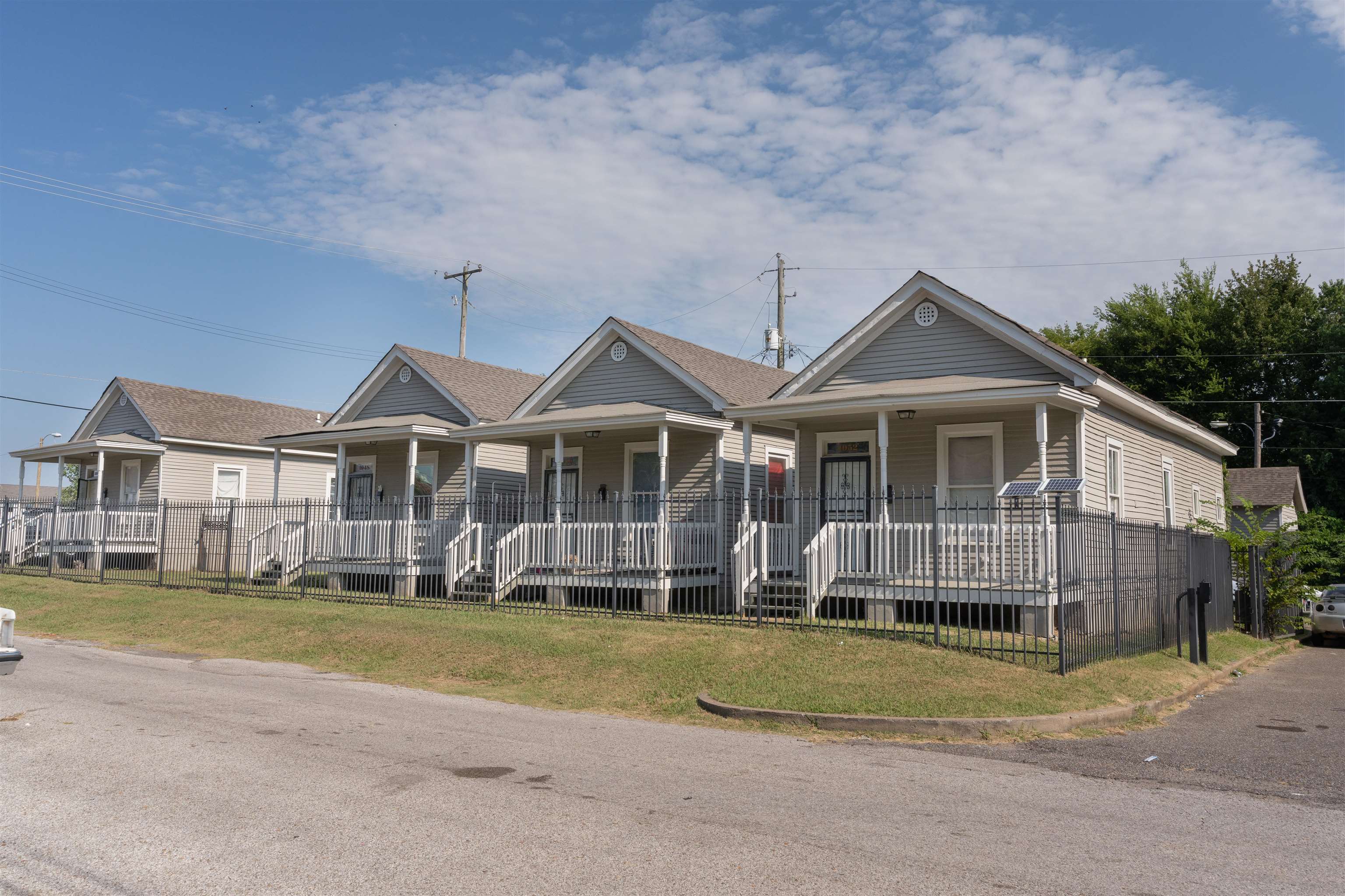 1044 DELMAR AVE
