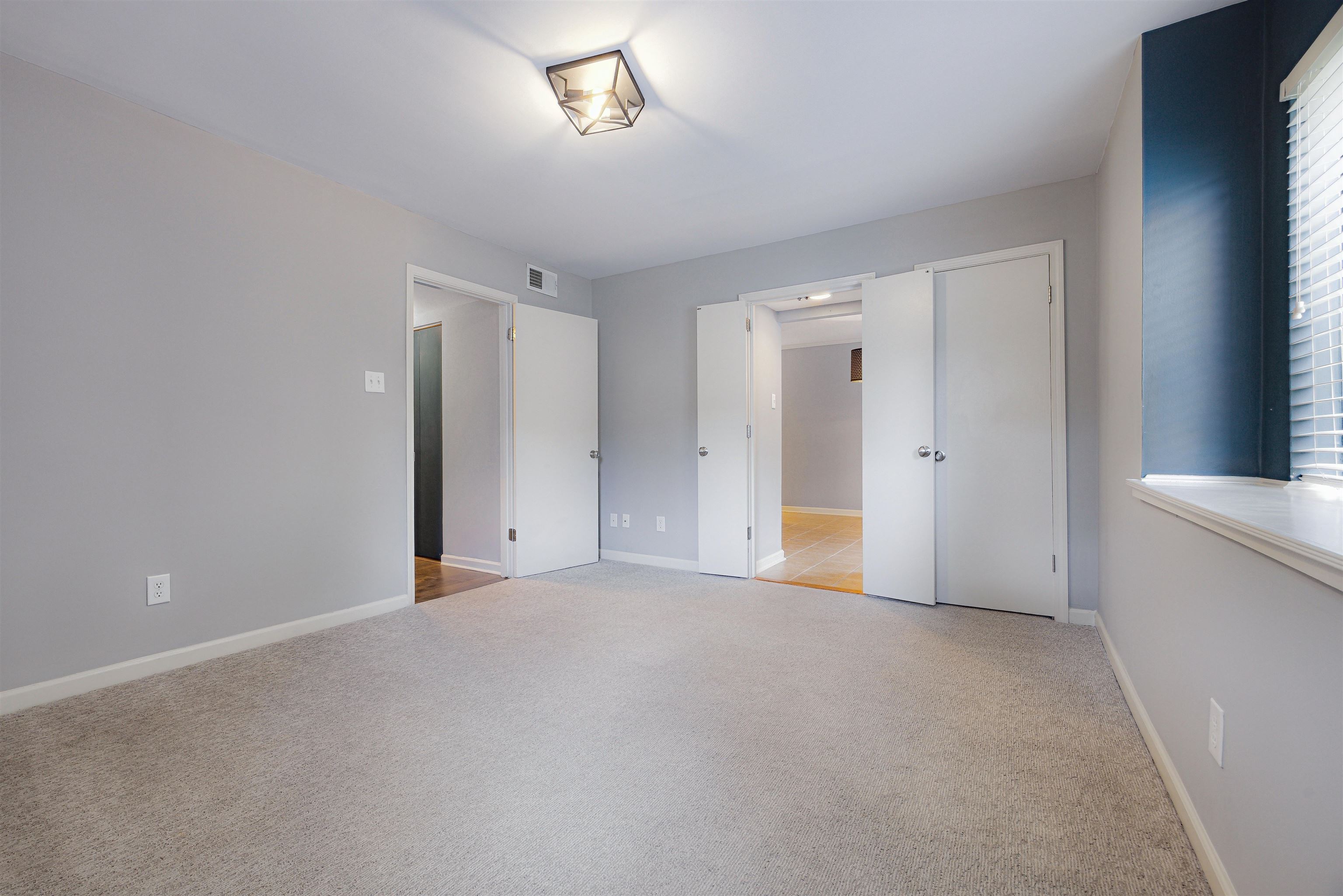 1832 DRAGONFLY CV Unit: 1