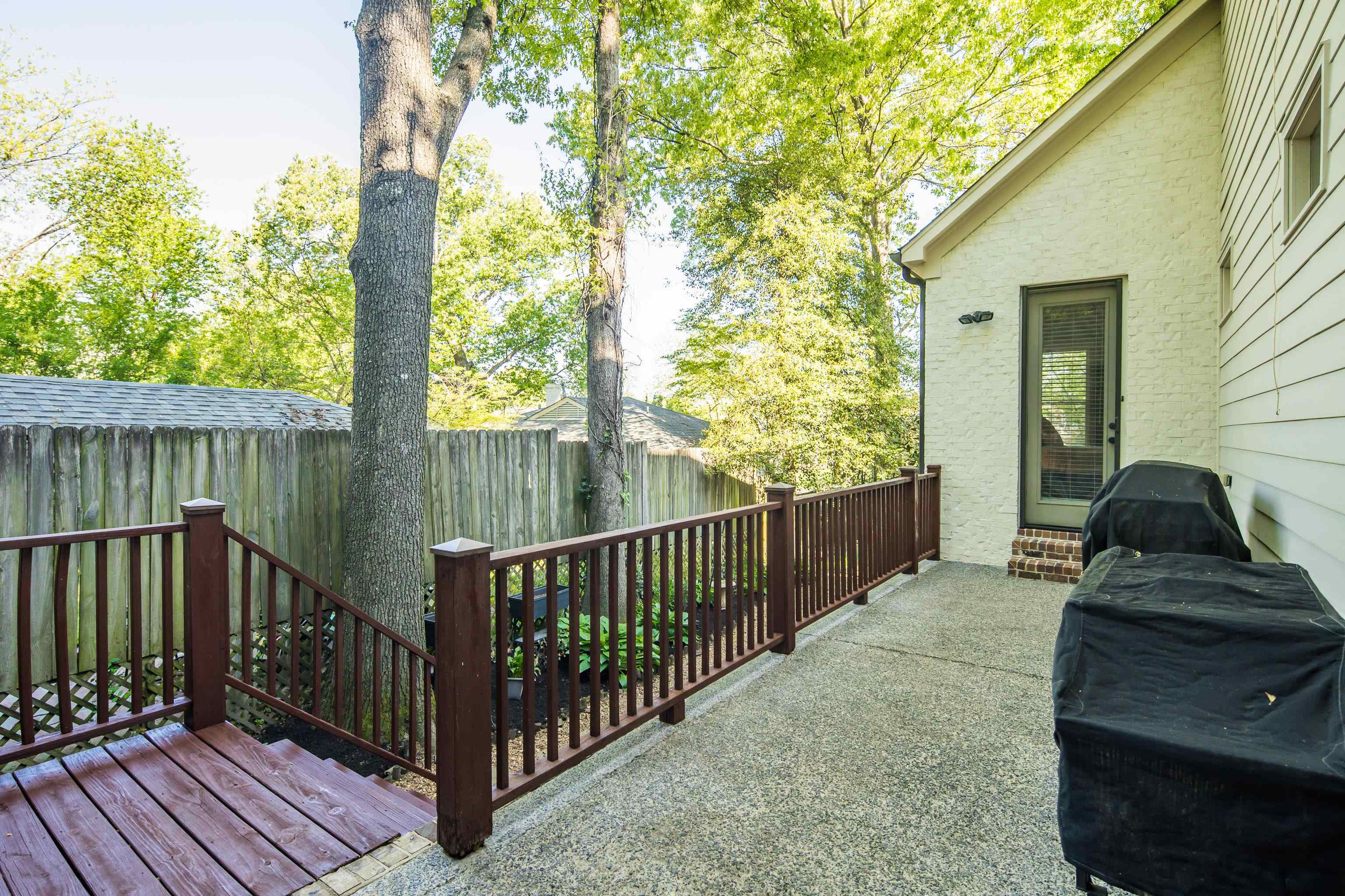 237 WINDOVER RD