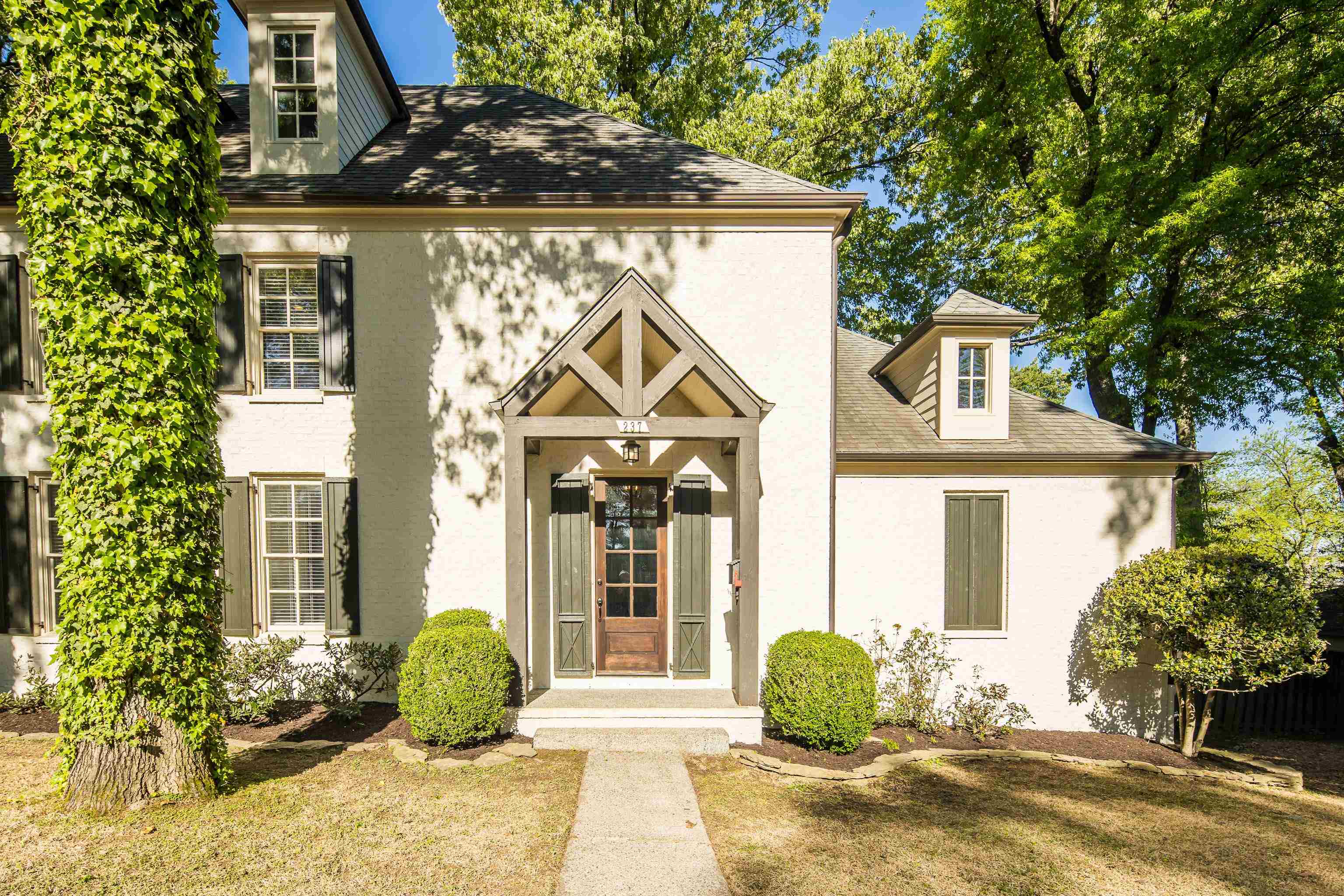 237 WINDOVER RD