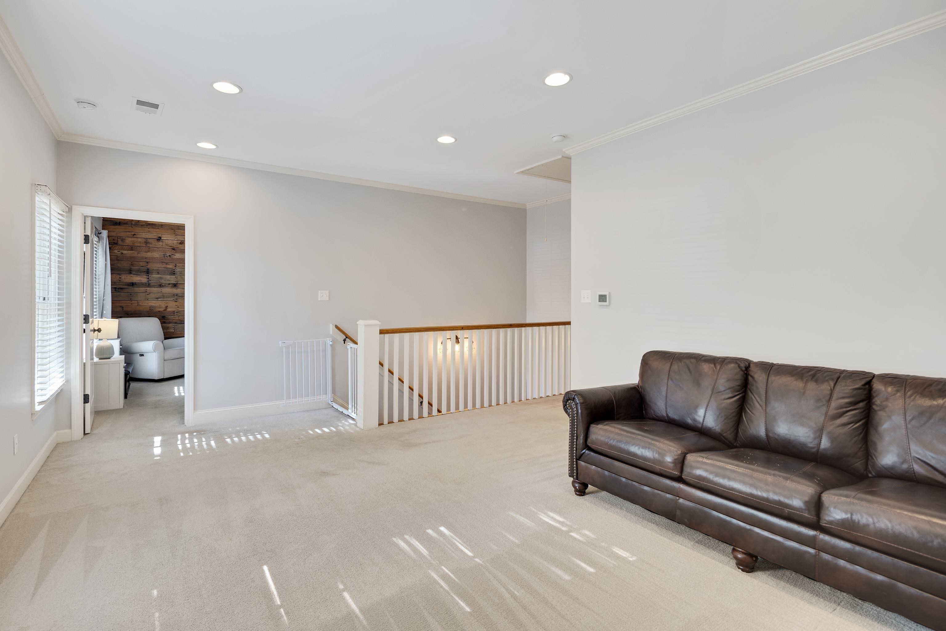 237 WINDOVER RD