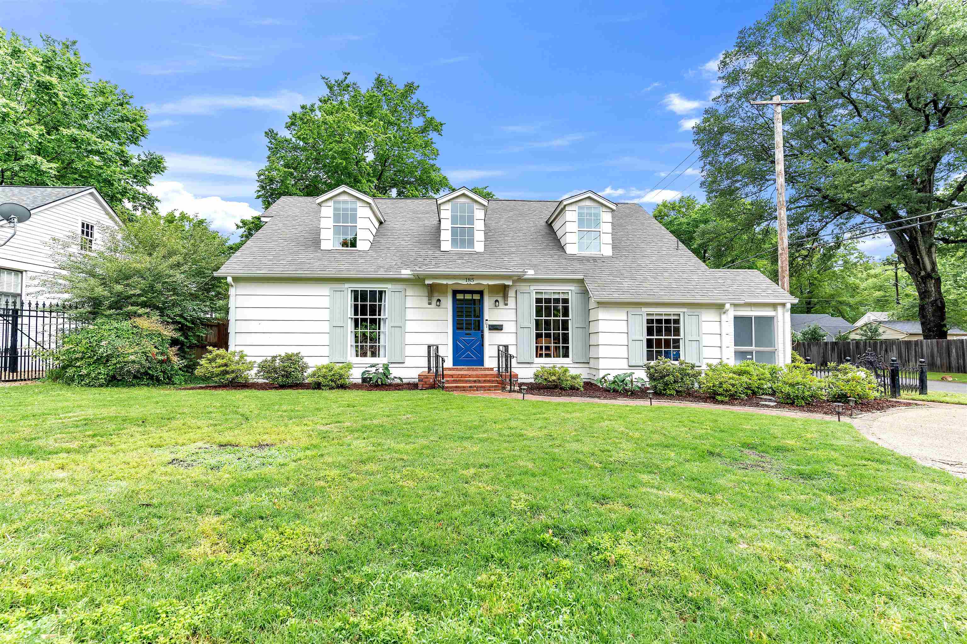 185 ALEXANDER ST