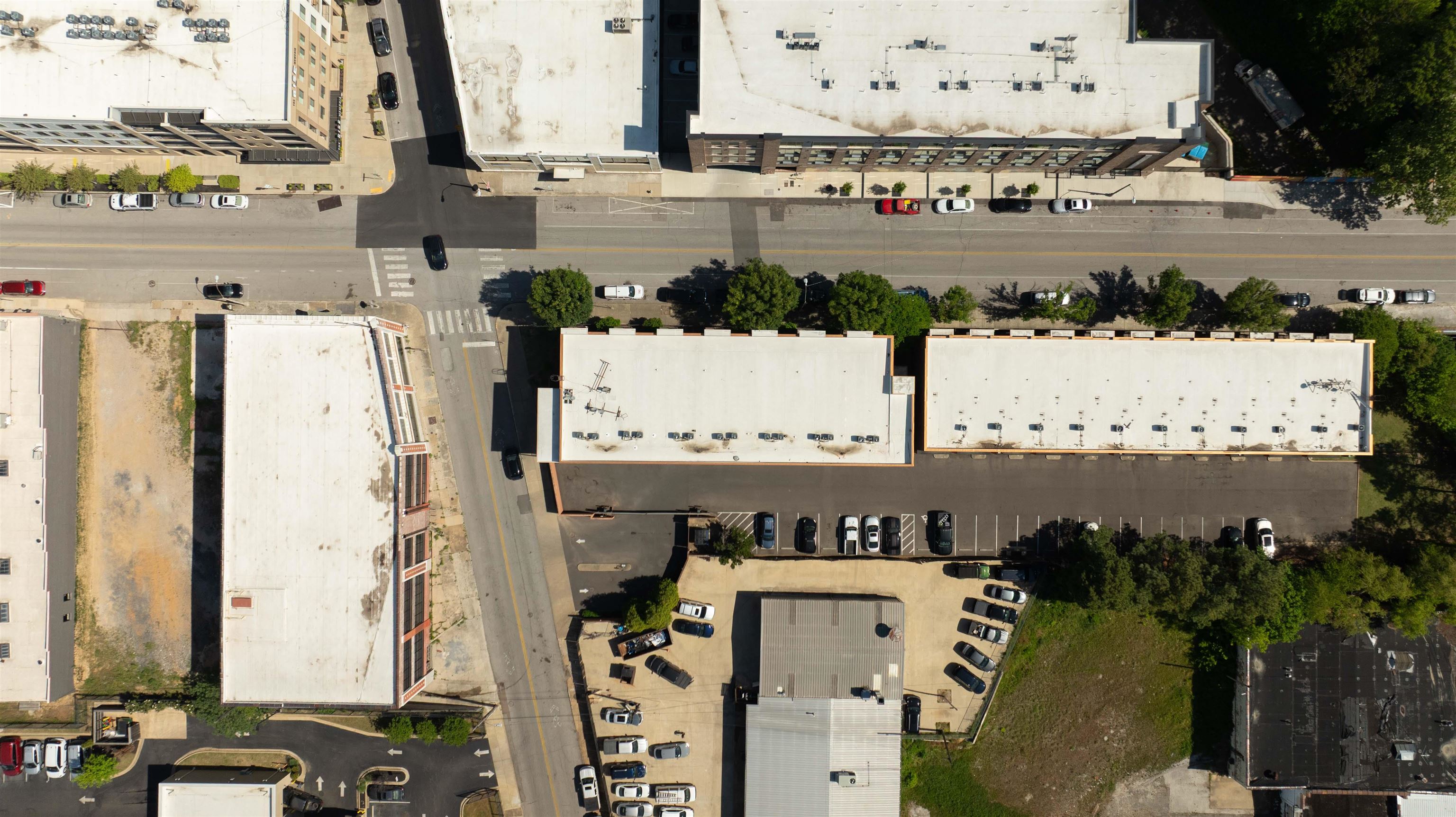 437 MONROE AVE Unit: 105
