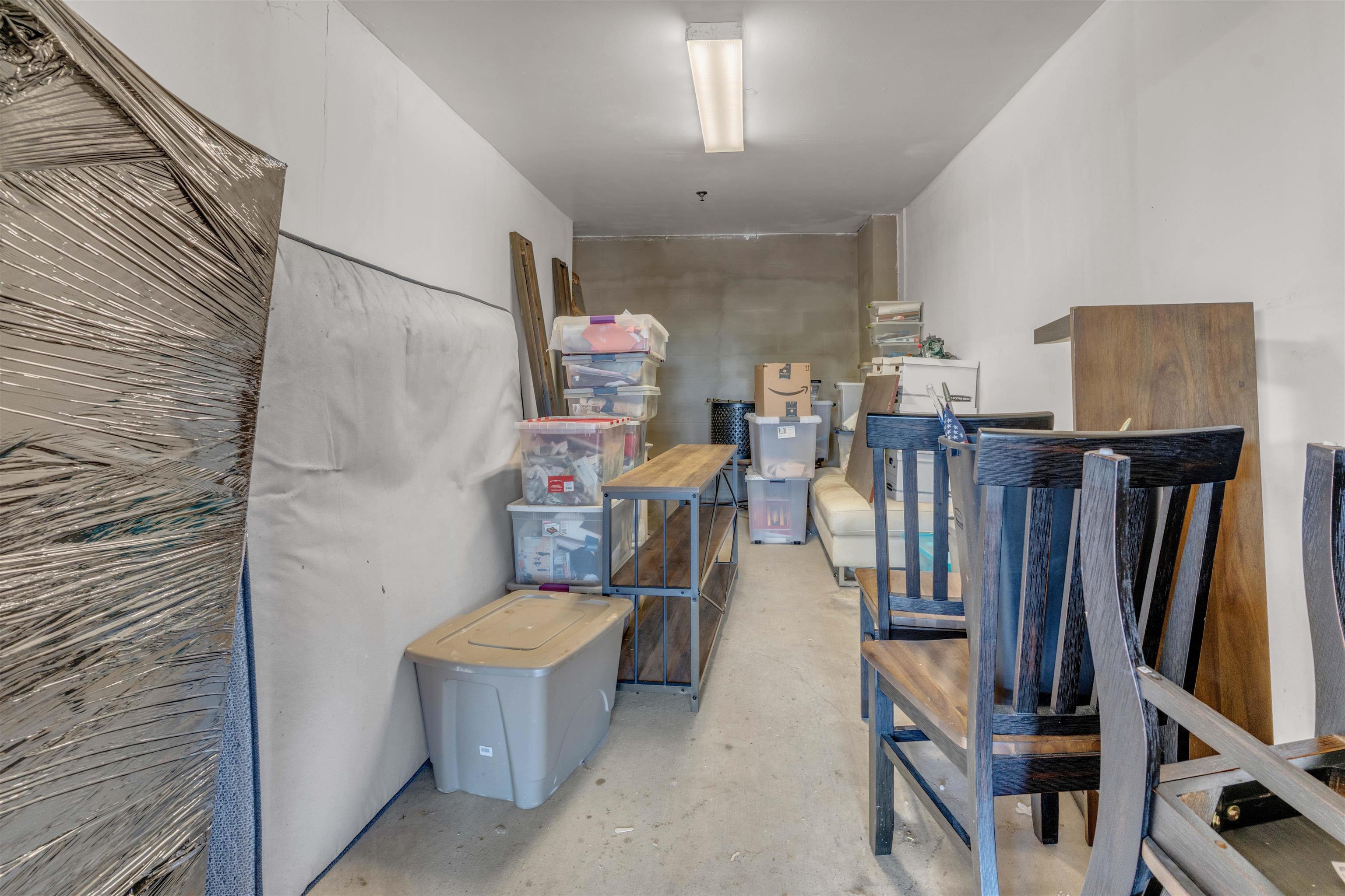 437 MONROE AVE Unit: 105