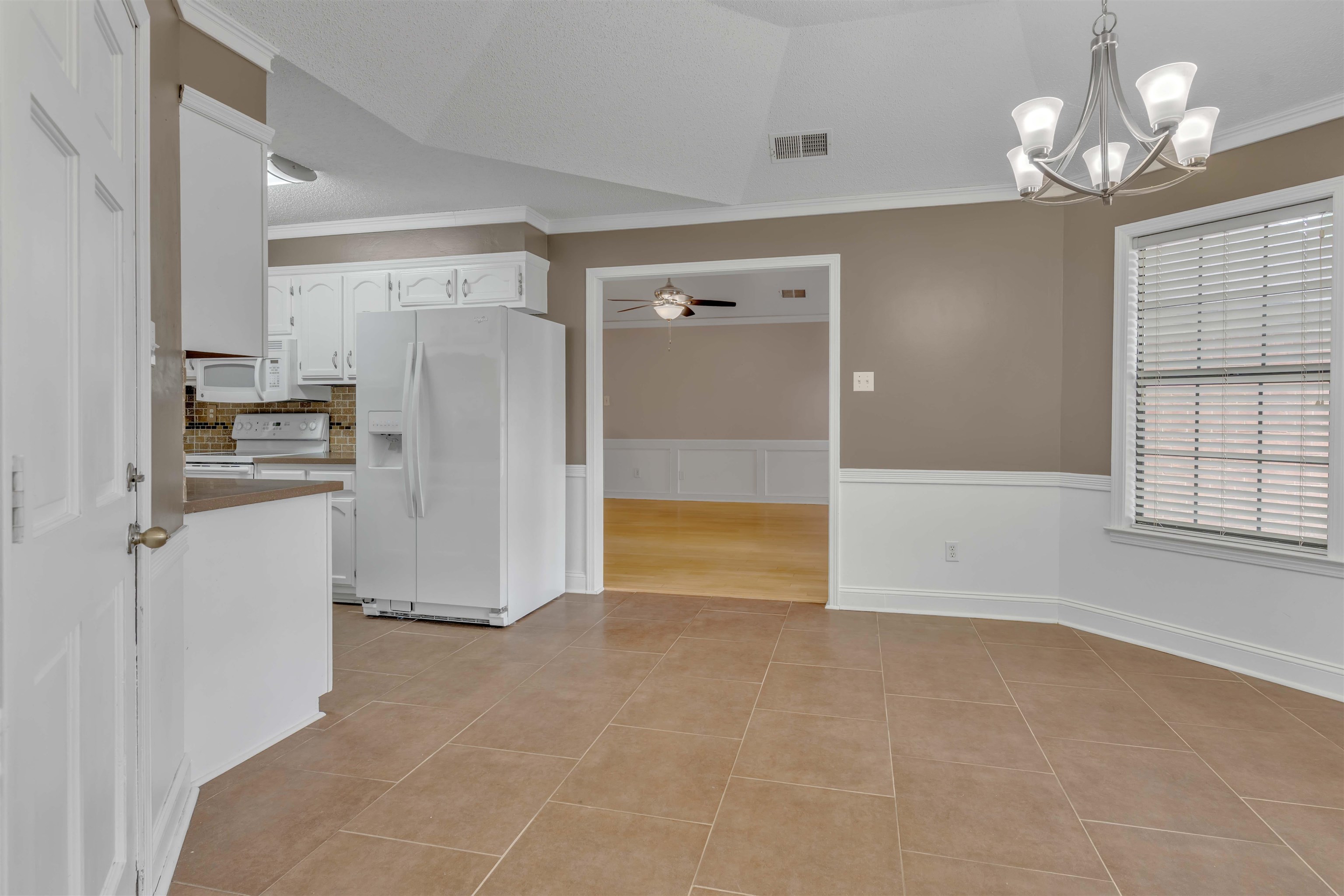 1387 SAND CREEK CV